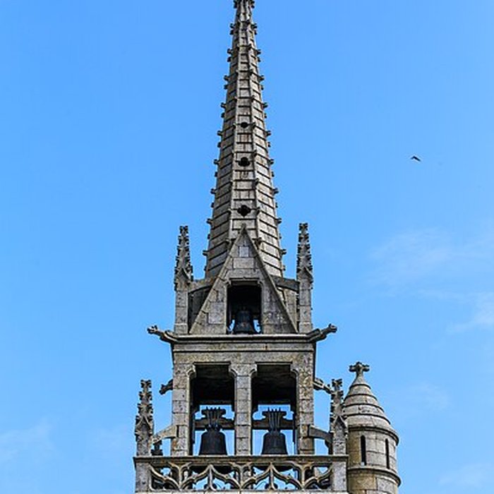 Photo de Église Saint-Pierre de Plounévez-Moëdec