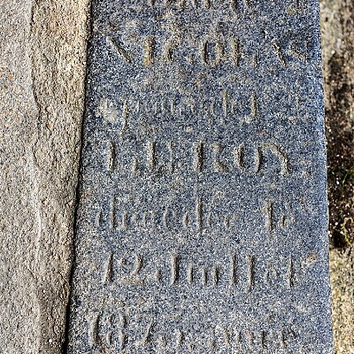 Photo de Église Saint-Pierre de Plounévez-Moëdec