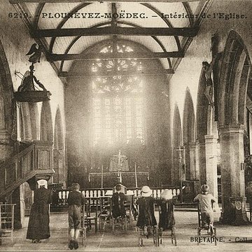 Église Saint-Pierre de Plounévez-Moëdec