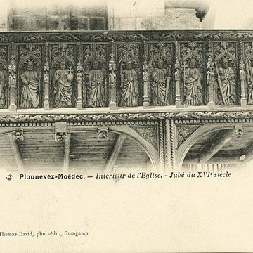 Église Saint-Pierre de Plounévez-Moëdec