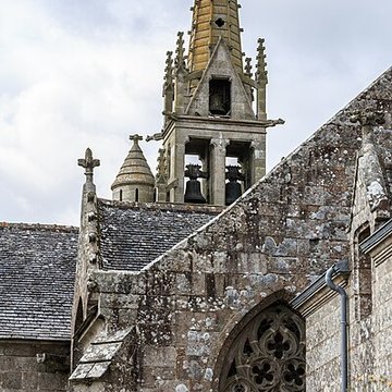 Église Saint-Pierre de Plounévez-Moëdec