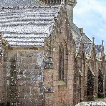 Église Saint-Pierre de Plounévez-Moëdec