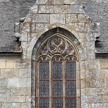 Église Saint-Pierre de Plounévez-Moëdec