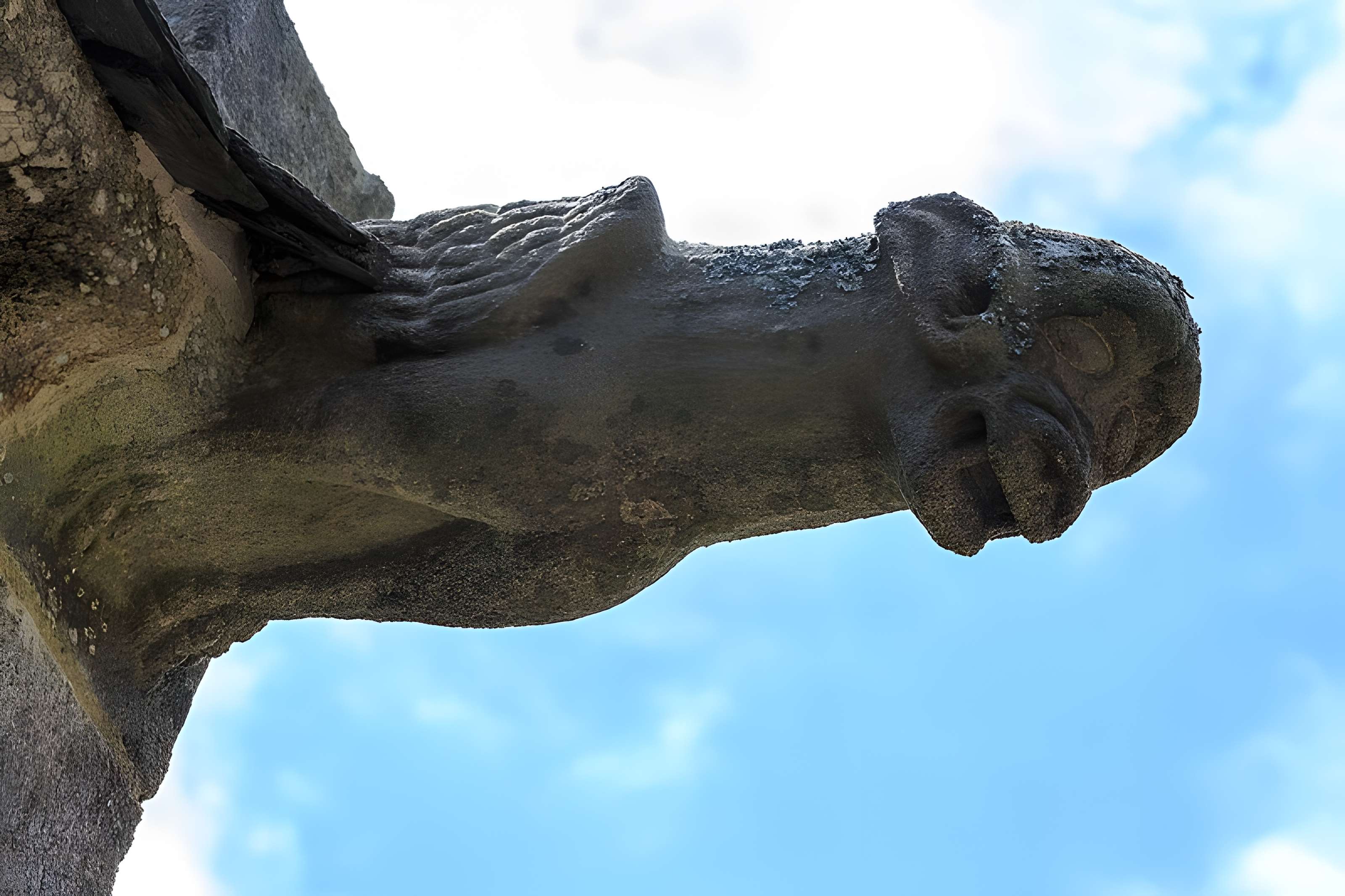 Église Saint-Pierre de Plounévez-Moëdec