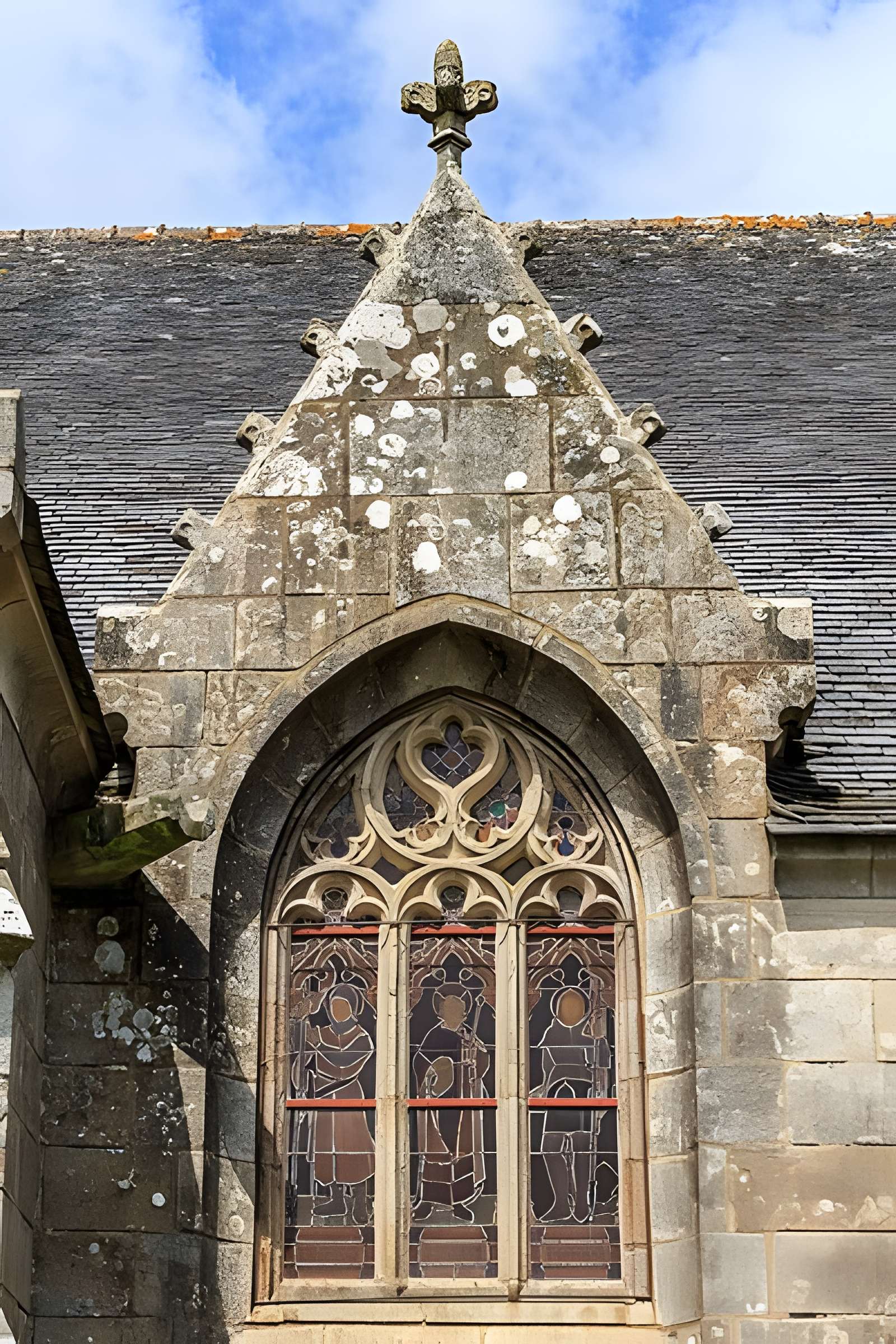 Église Saint-Pierre de Plounévez-Moëdec