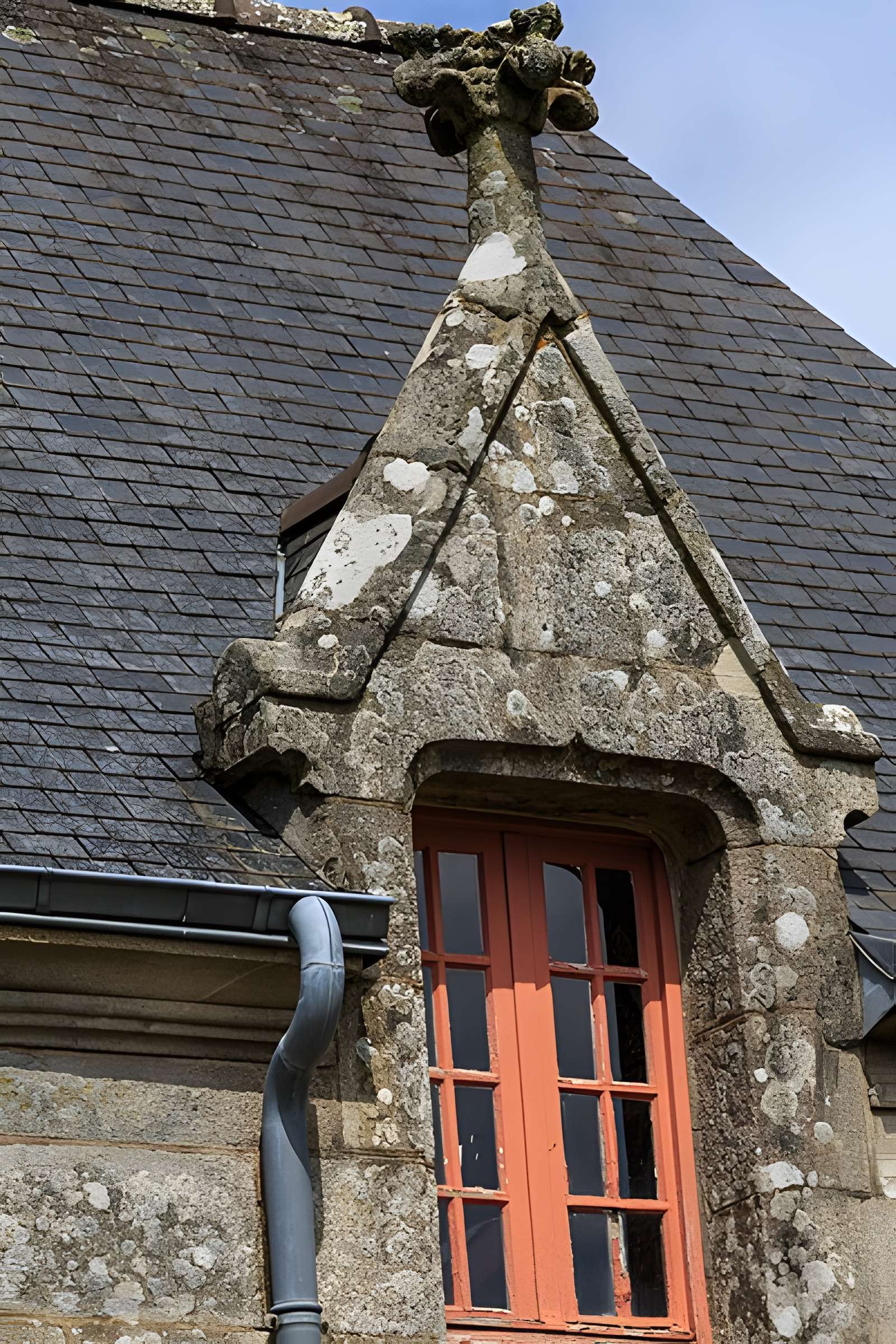 Église Saint-Pierre de Plounévez-Moëdec