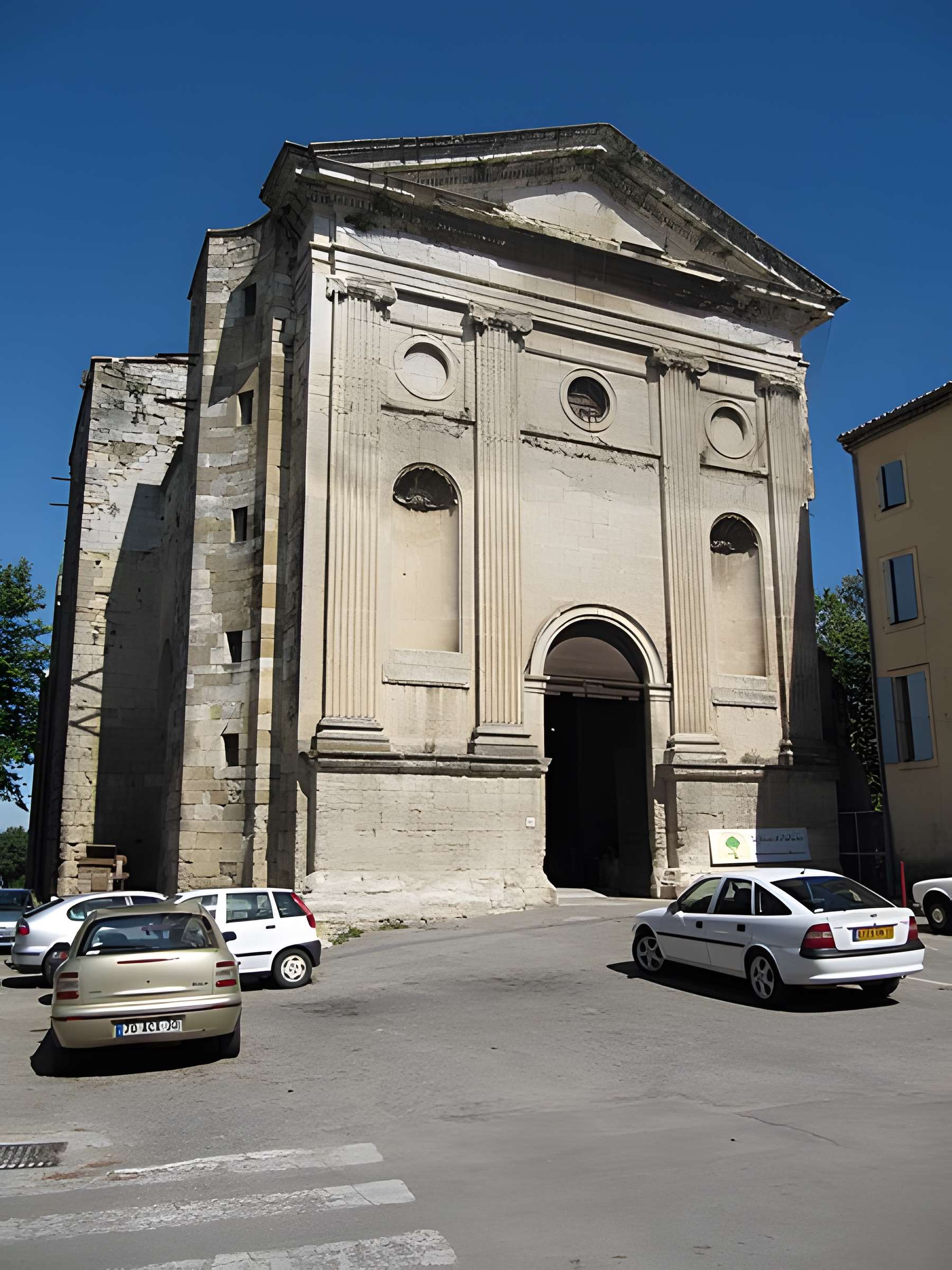 Église Saint-Pierre de Pont-Saint-Esprit