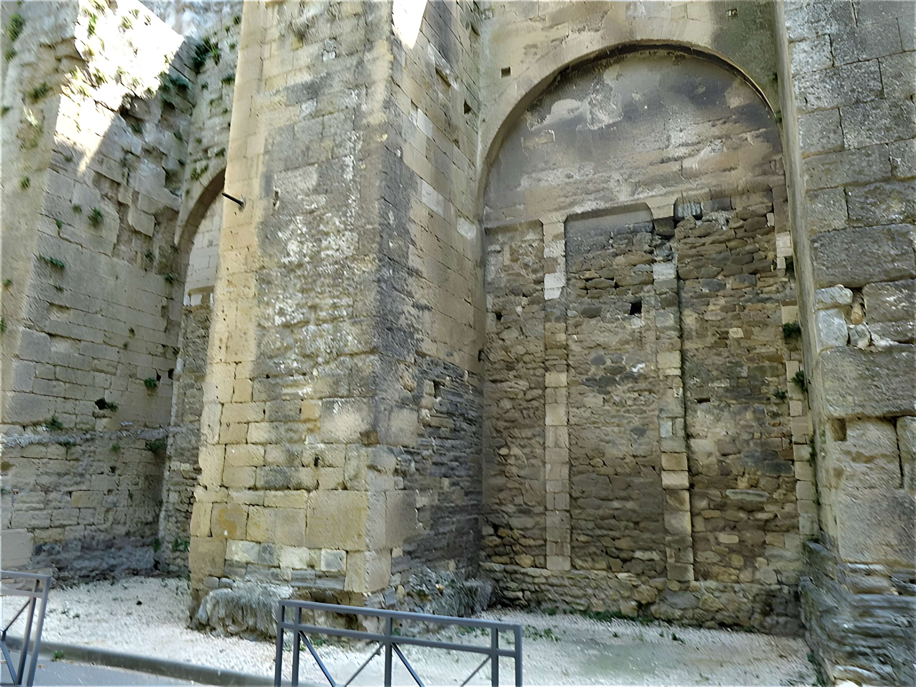 Église Saint-Pierre de Pont-Saint-Esprit