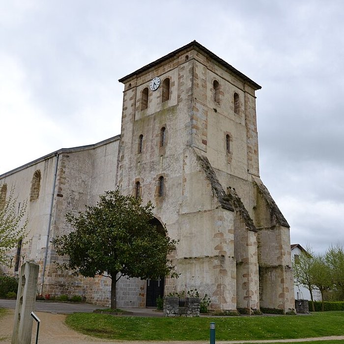 Photo de Église Saint-Pierre de Saint-Pée-sur-Nivelle