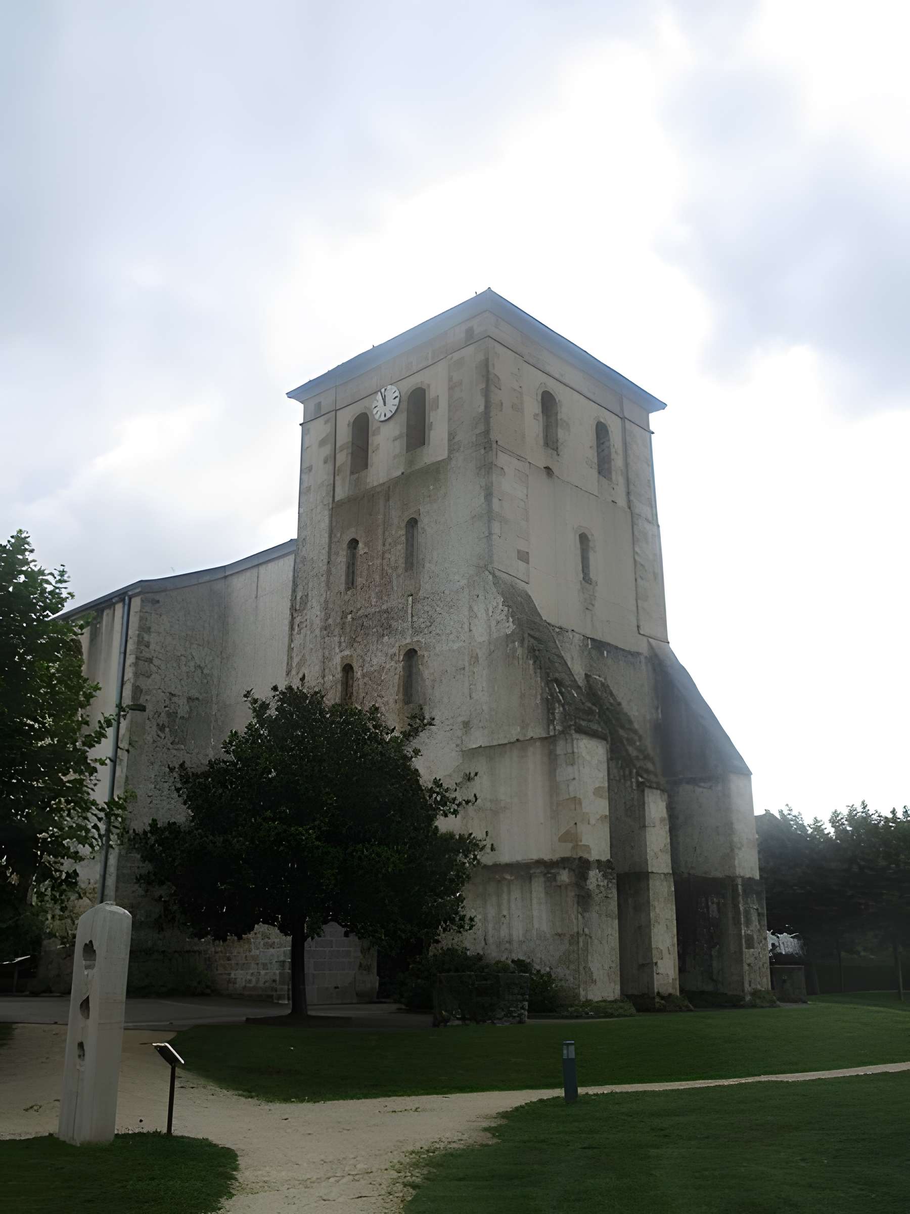 Église Saint-Pierre de Saint-Pée-sur-Nivelle