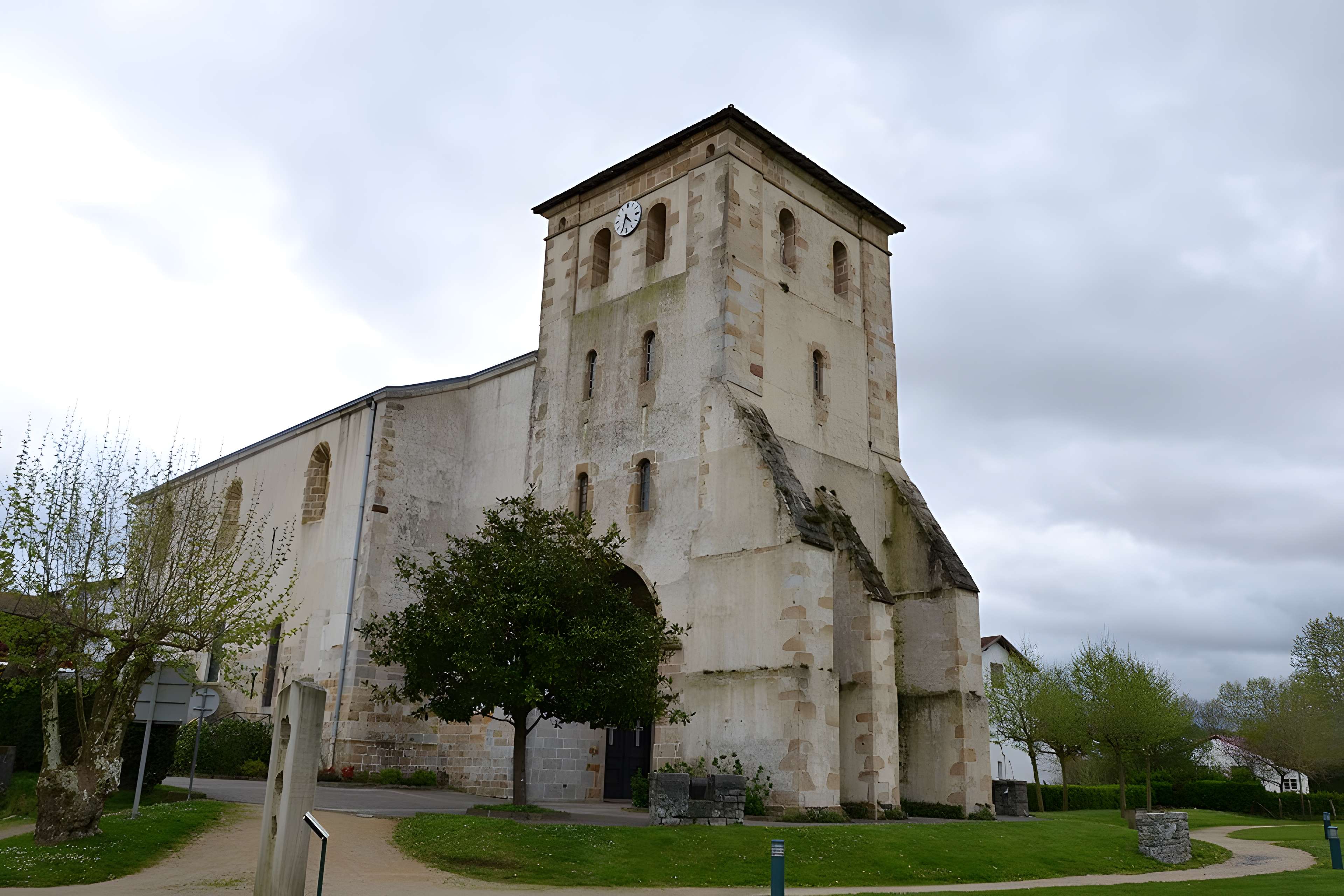 Église Saint-Pierre de Saint-Pée-sur-Nivelle