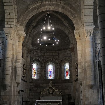Église Saint-Pierre de Saint-Pierre-Toirac