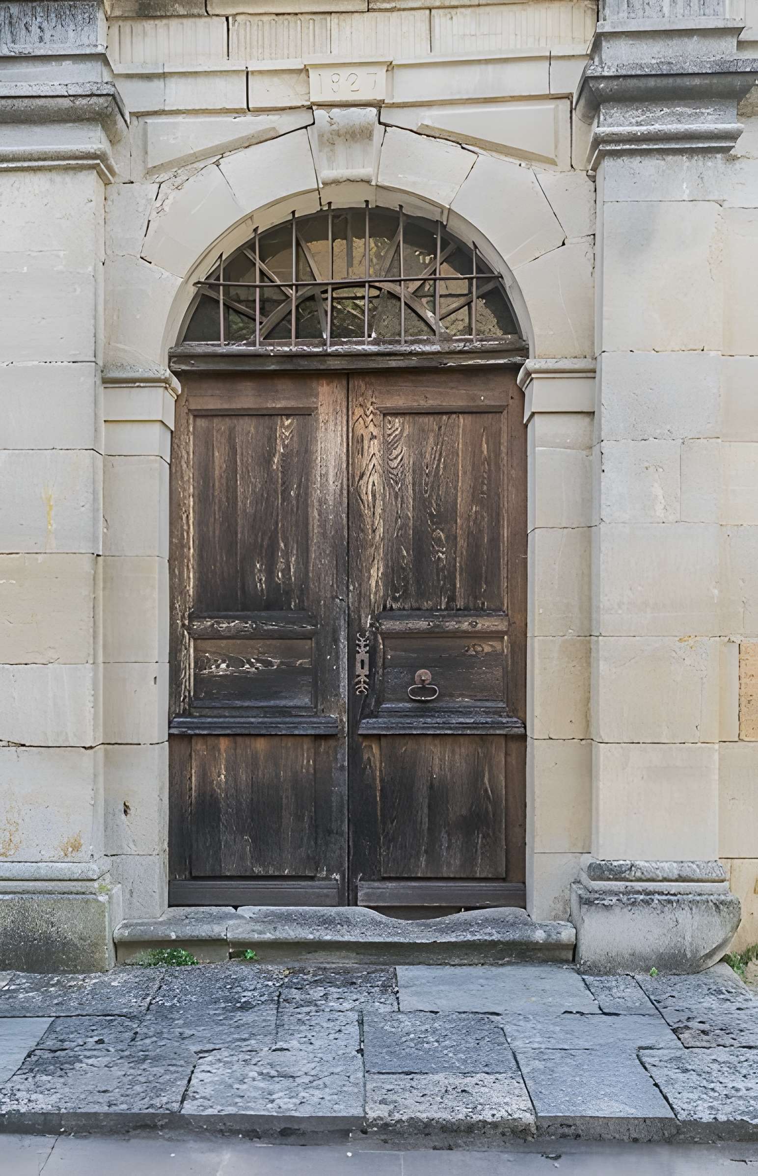 Église Saint-Pierre de Saint-Pierre-Toirac