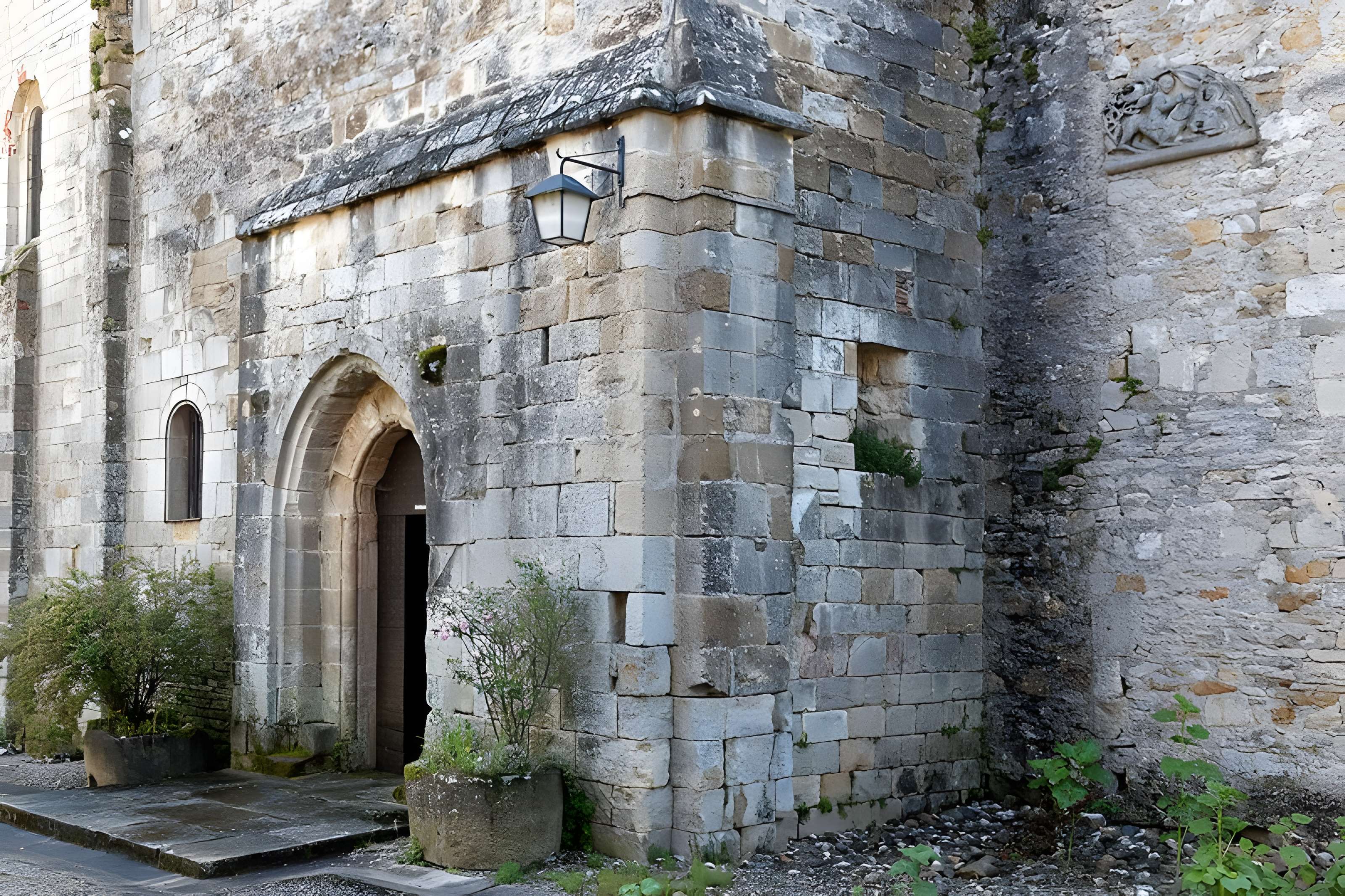 Église Saint-Pierre de Saint-Pierre-Toirac