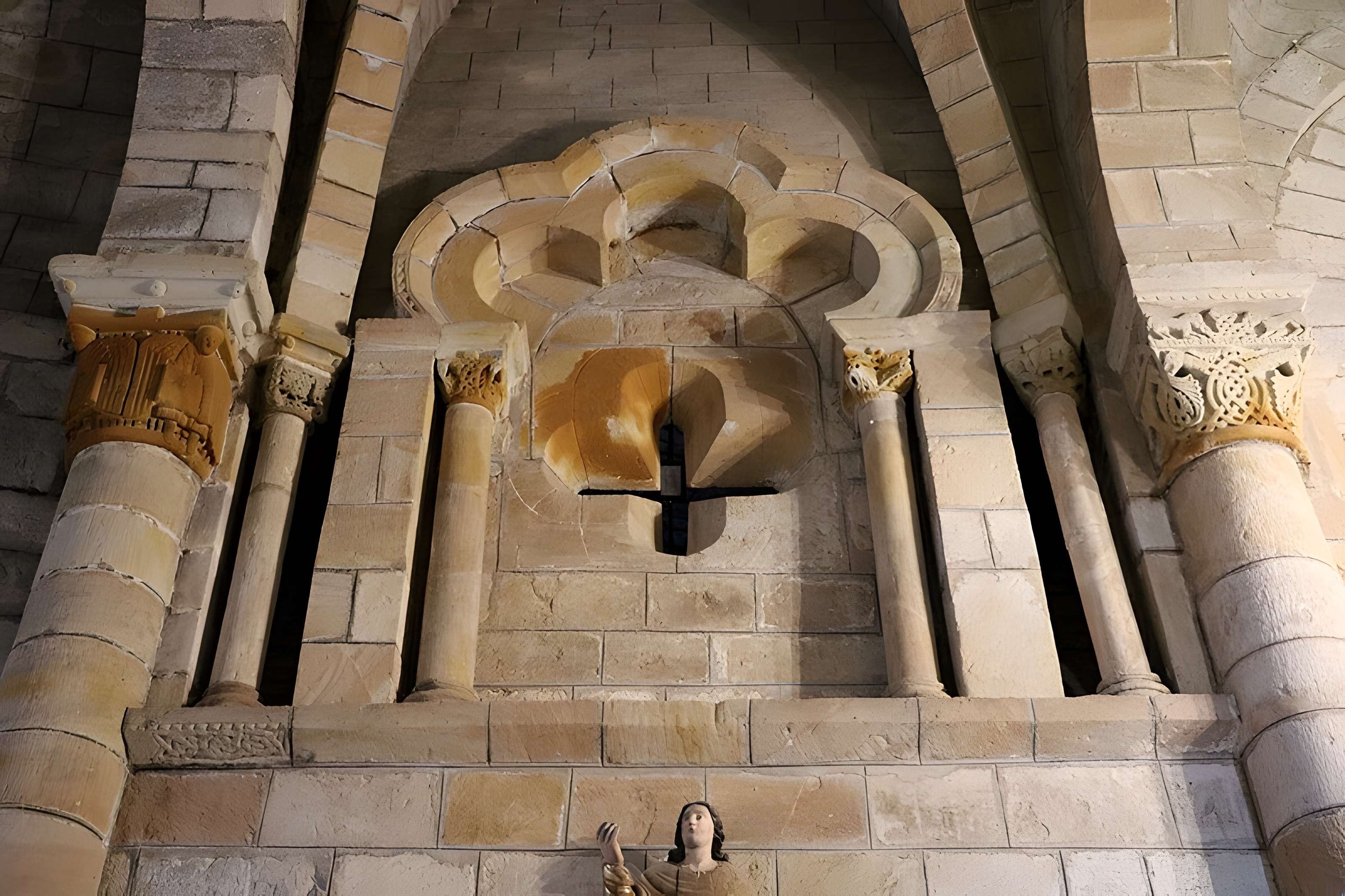 Église Saint-Pierre de Saint-Pierre-Toirac