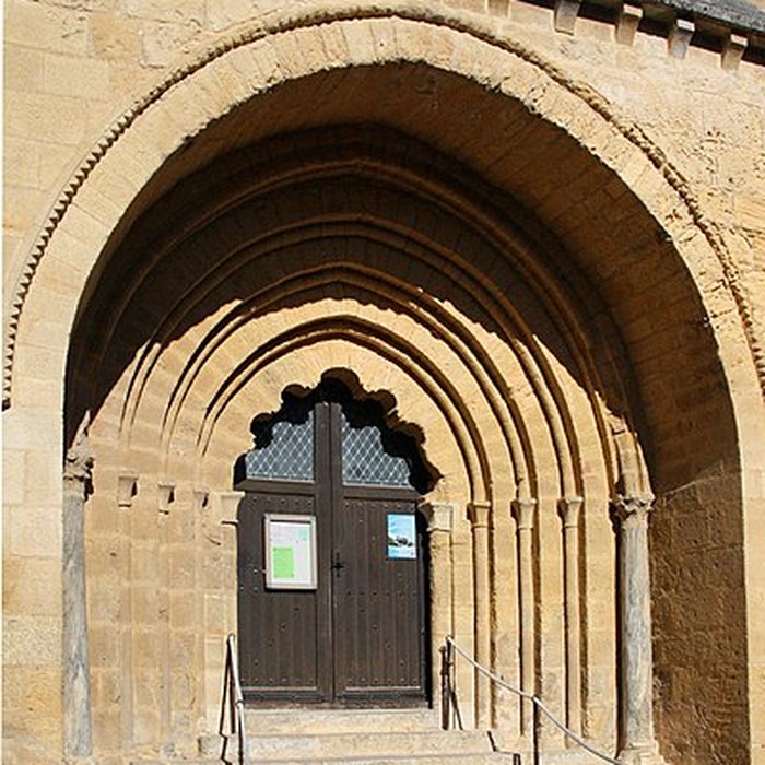 Photo de Église Saint-Pierre de Sireuil
