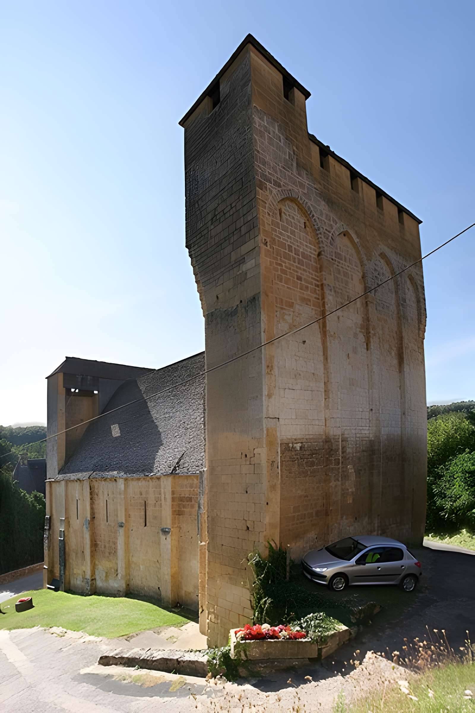 Église Saint-Pierre de Sireuil