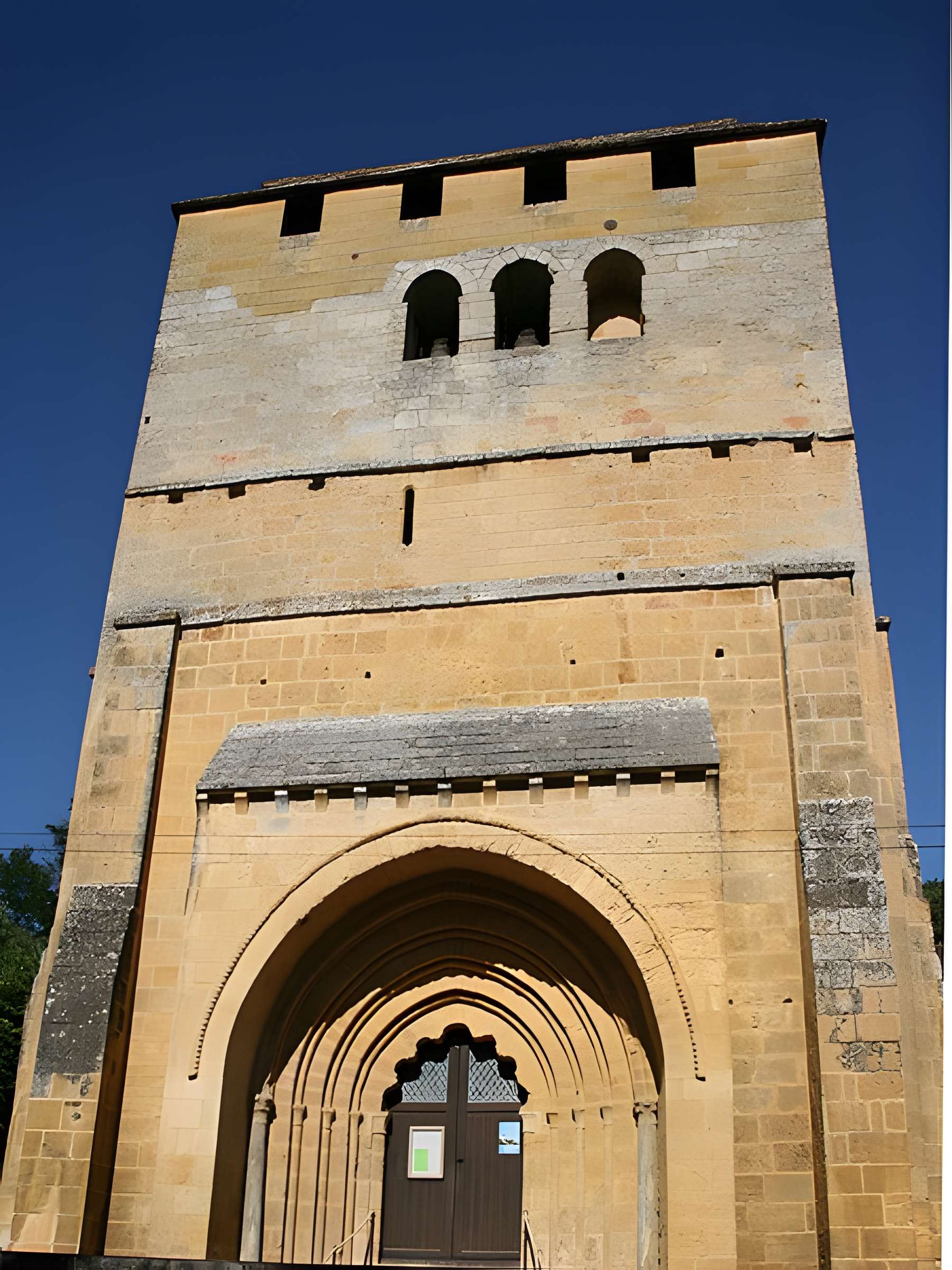 Église Saint-Pierre de Sireuil
