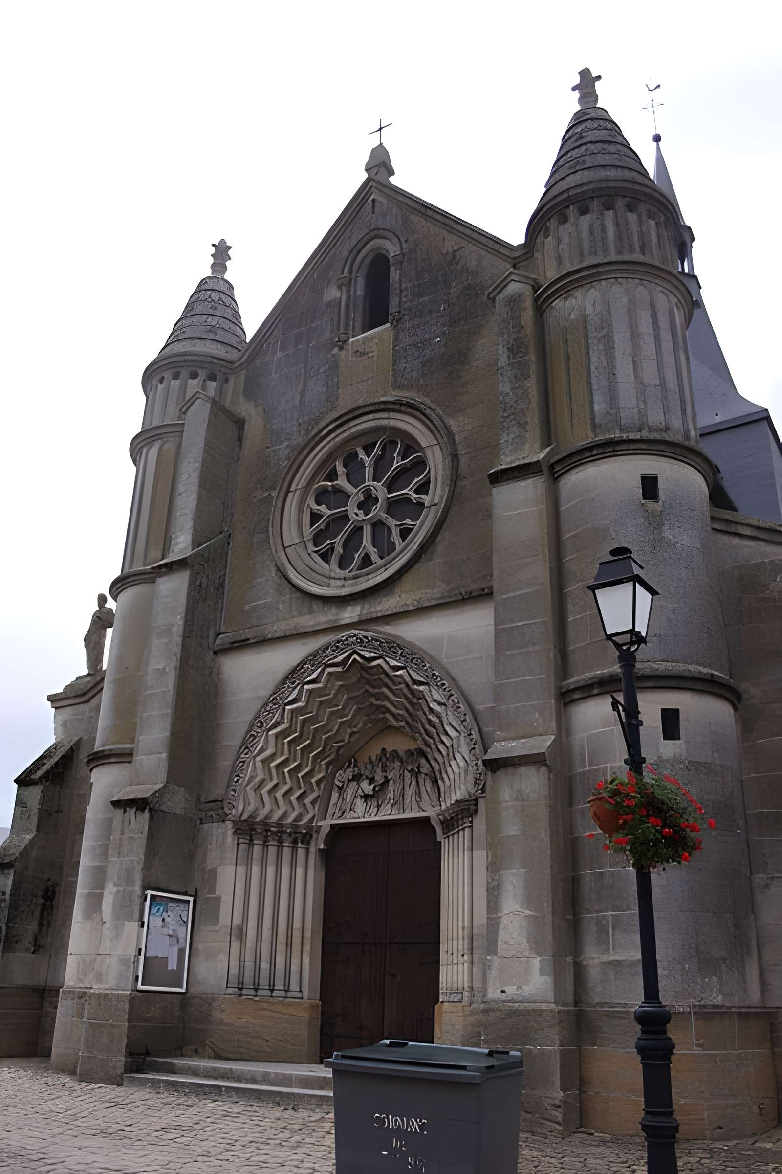 Église Saint-Pierre de Tagnon 