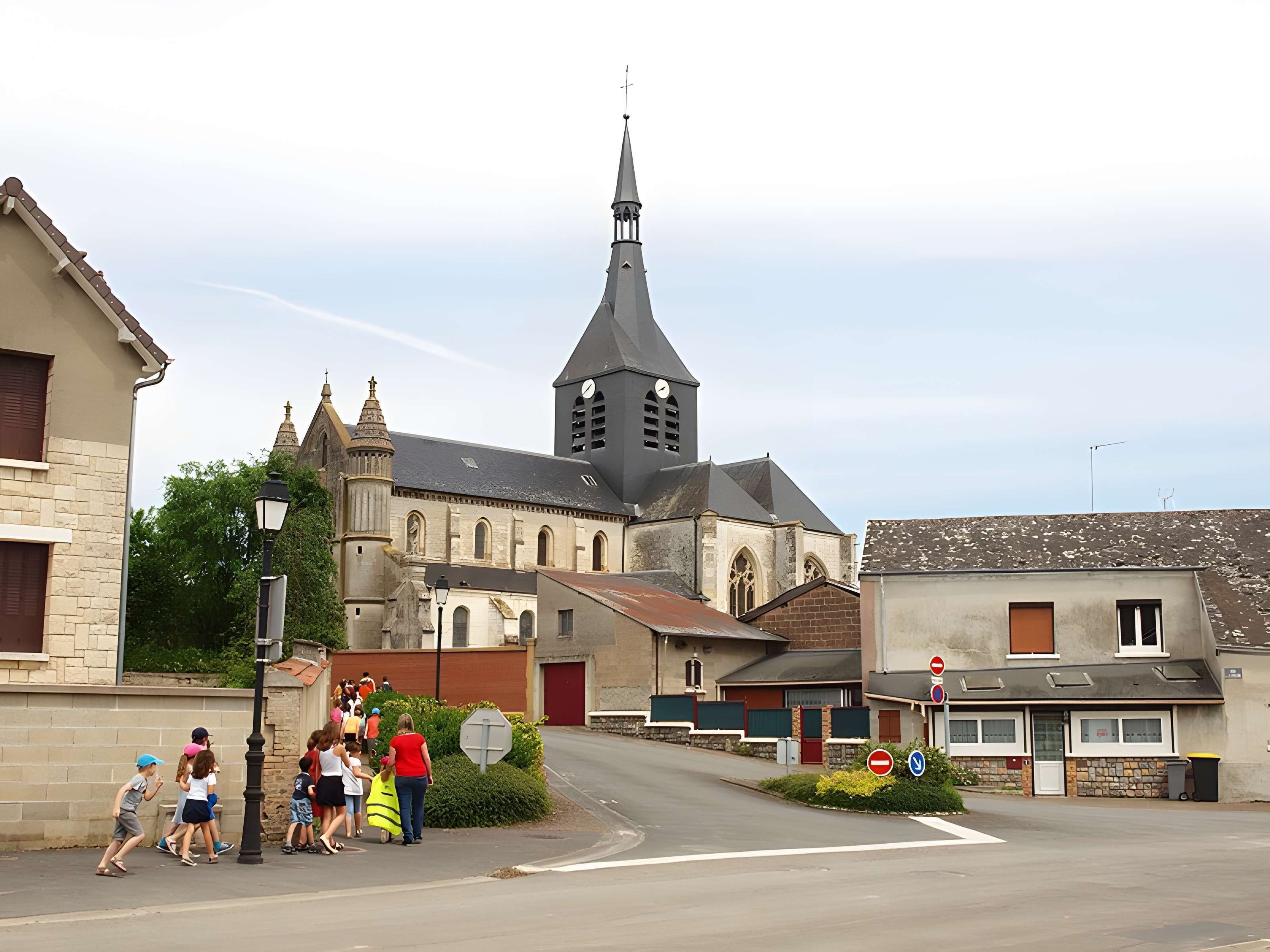 Église Saint-Pierre de Tagnon