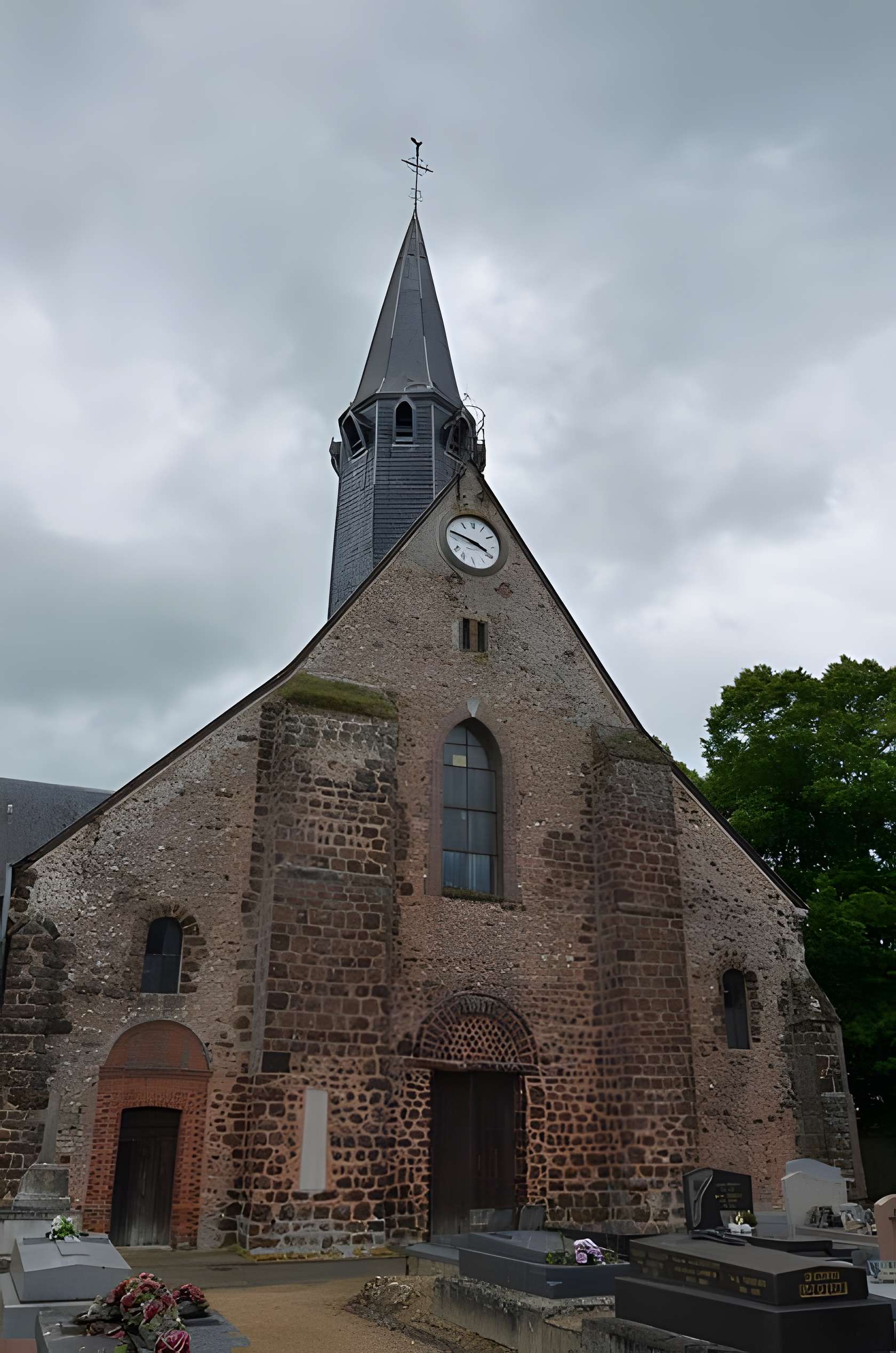 Église Saint-Pierre de Thimert 