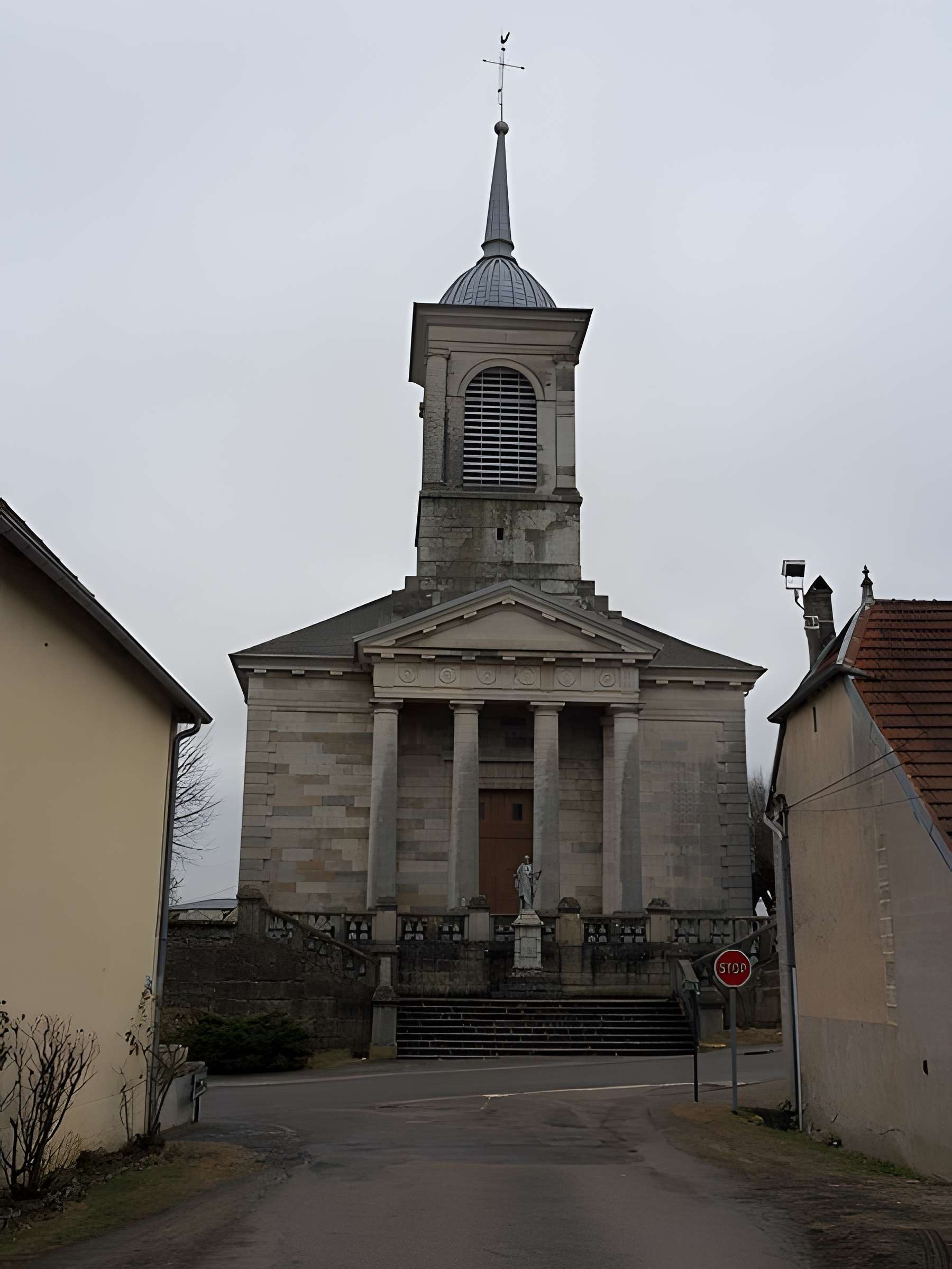 Église Saint-Pierre de Valay