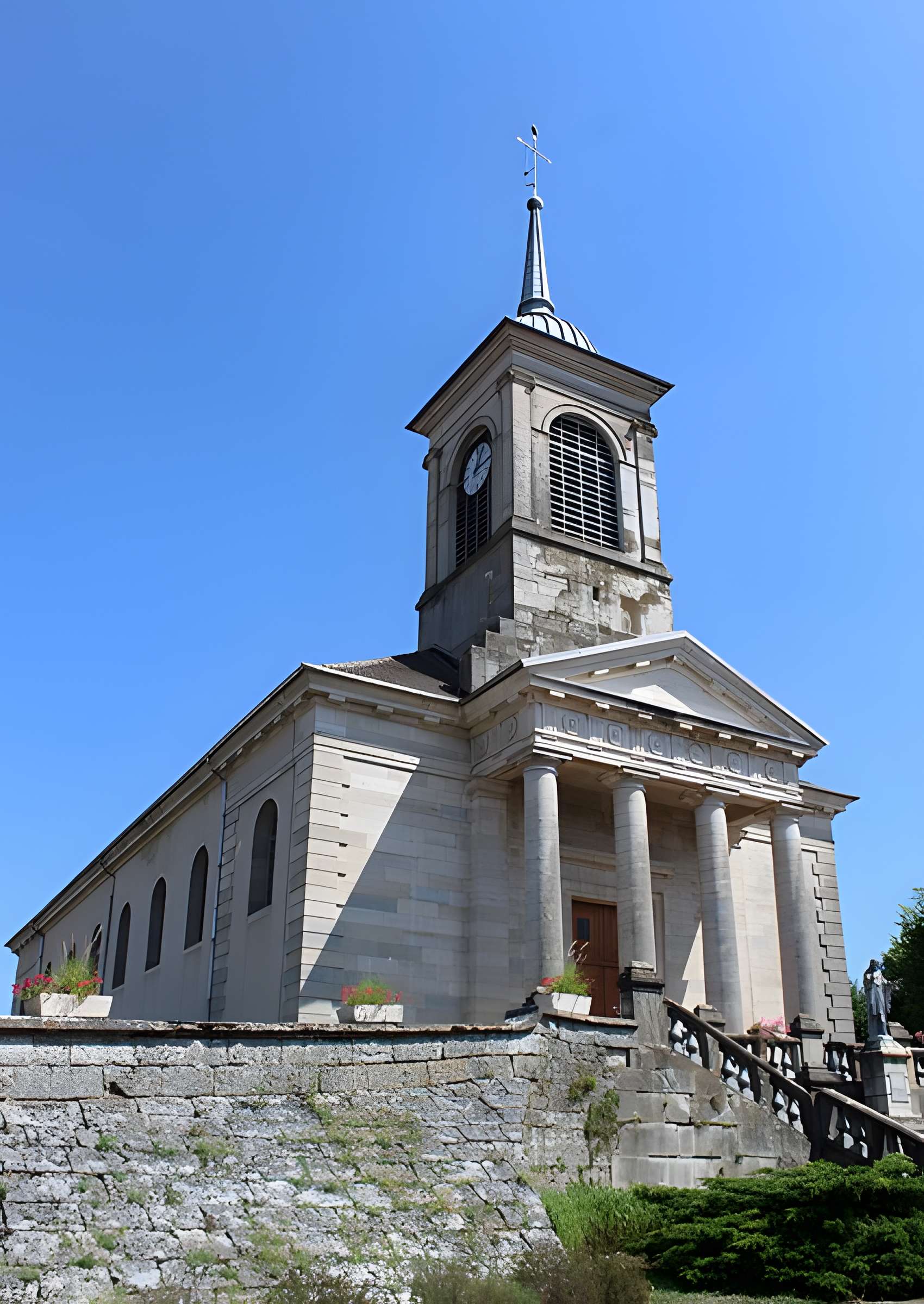 Église Saint-Pierre de Valay