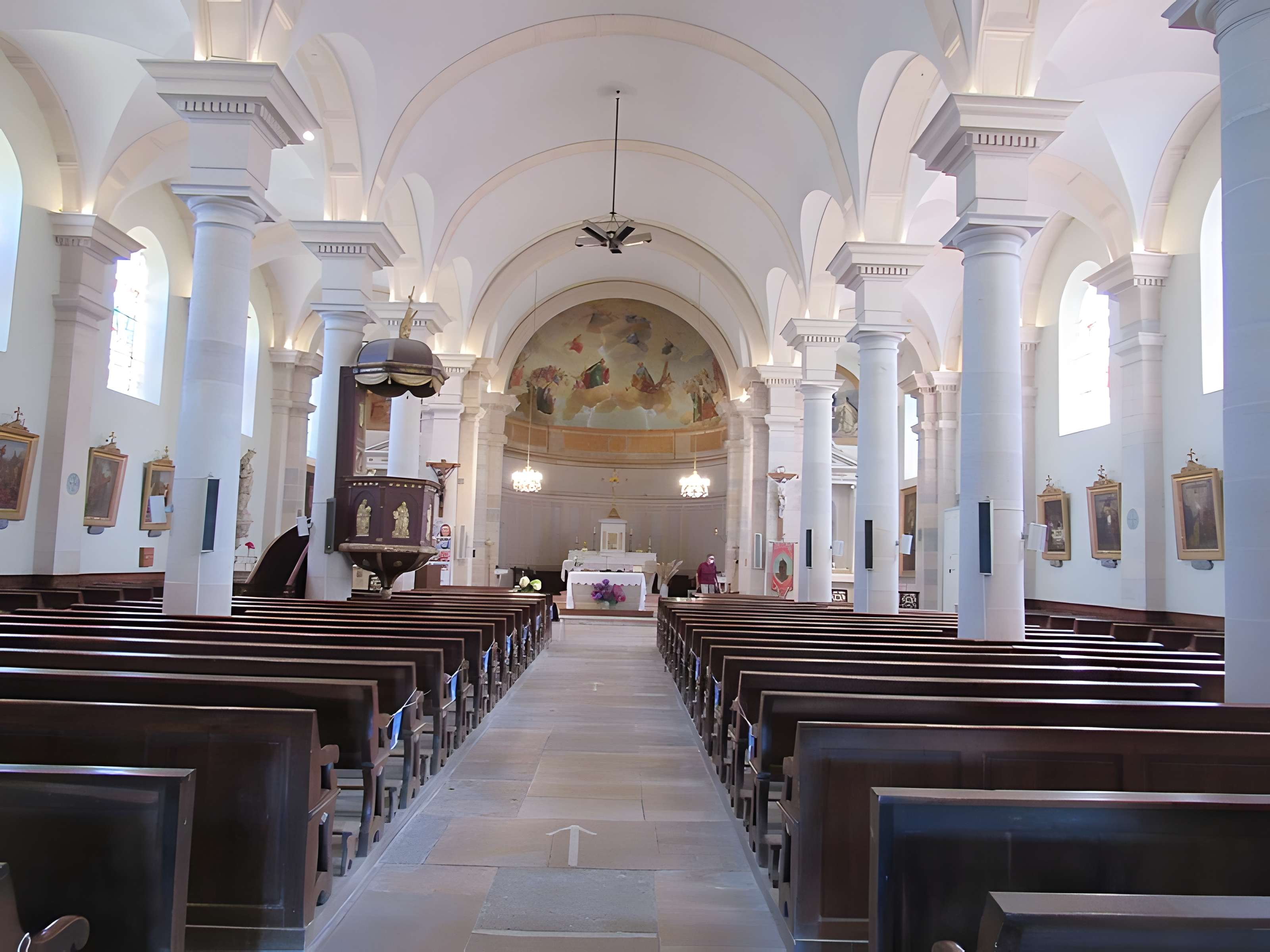 Église Saint-Pierre de Valay