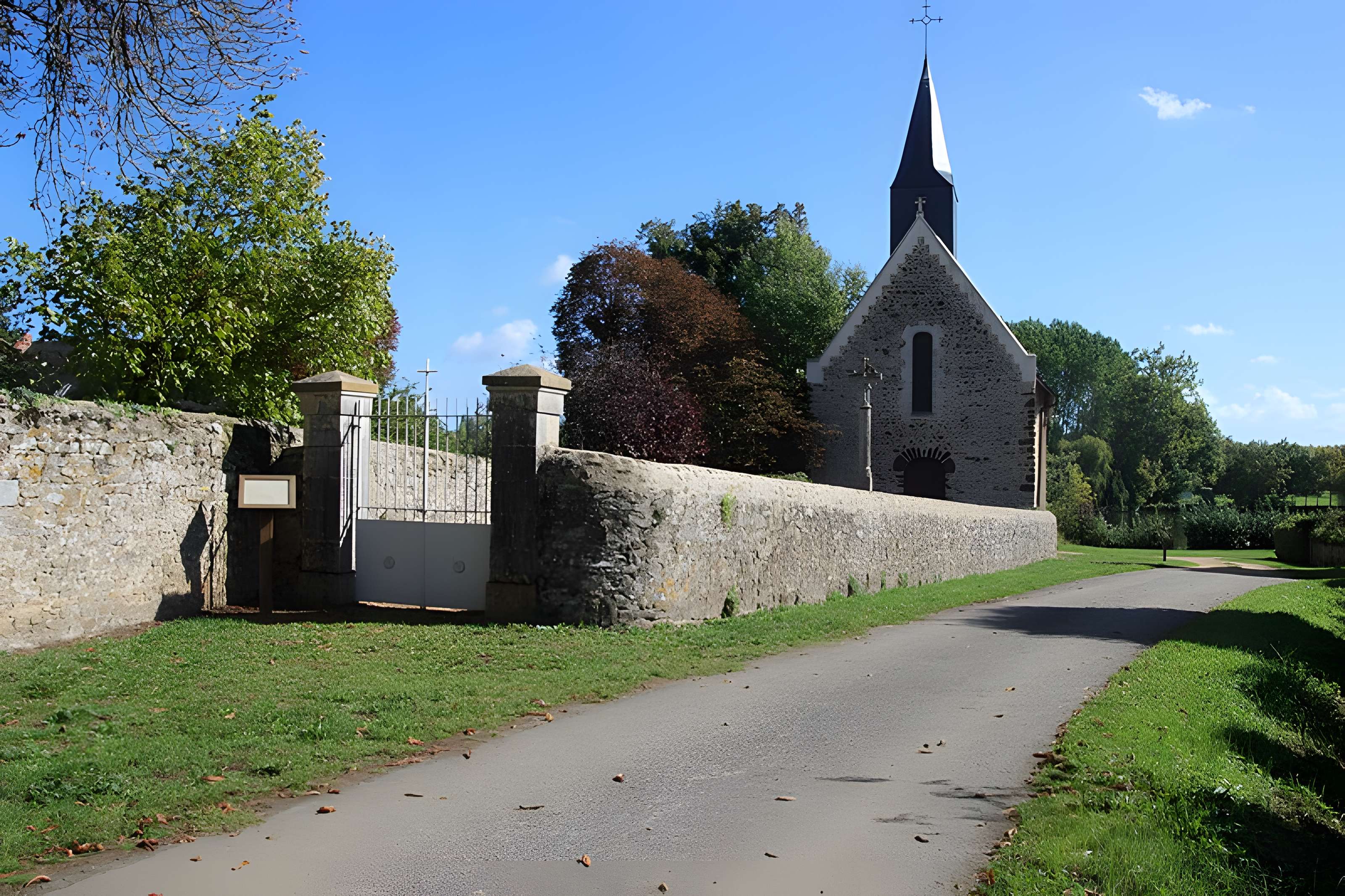 Église Saint-Pierre de Varennes-Bourreau