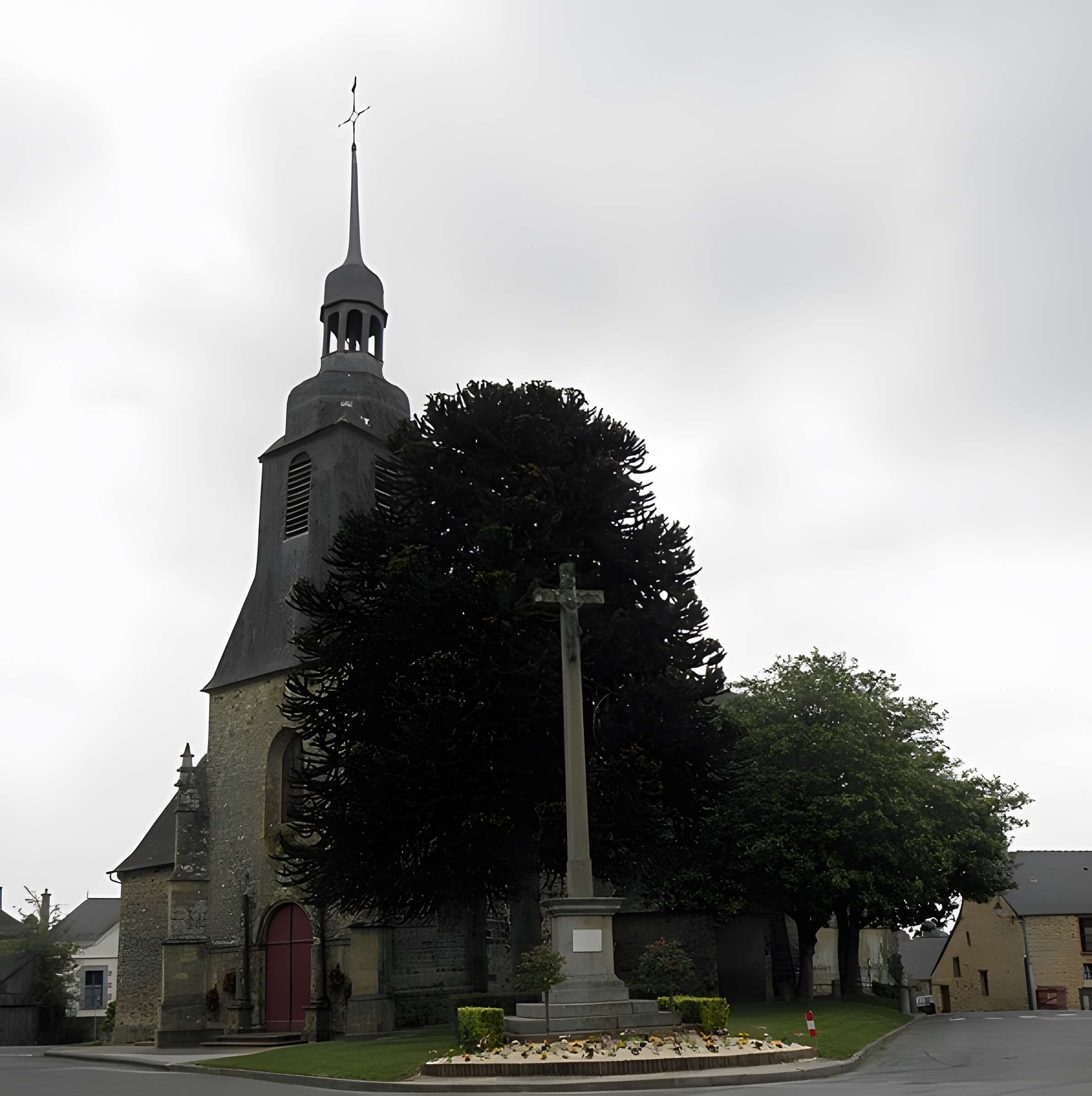 Église Saint-Pierre de Visseiche