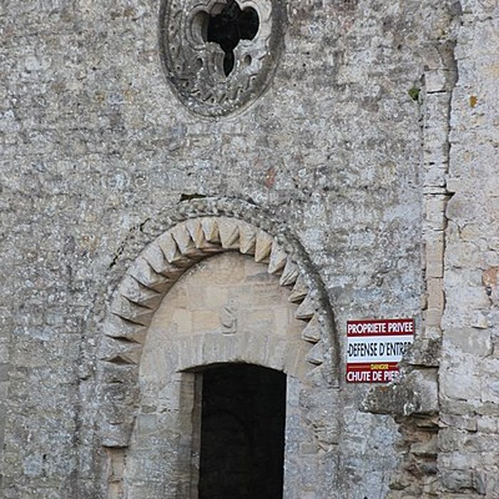 Photo de Église Saint-Pierre dEngranville de Formigny