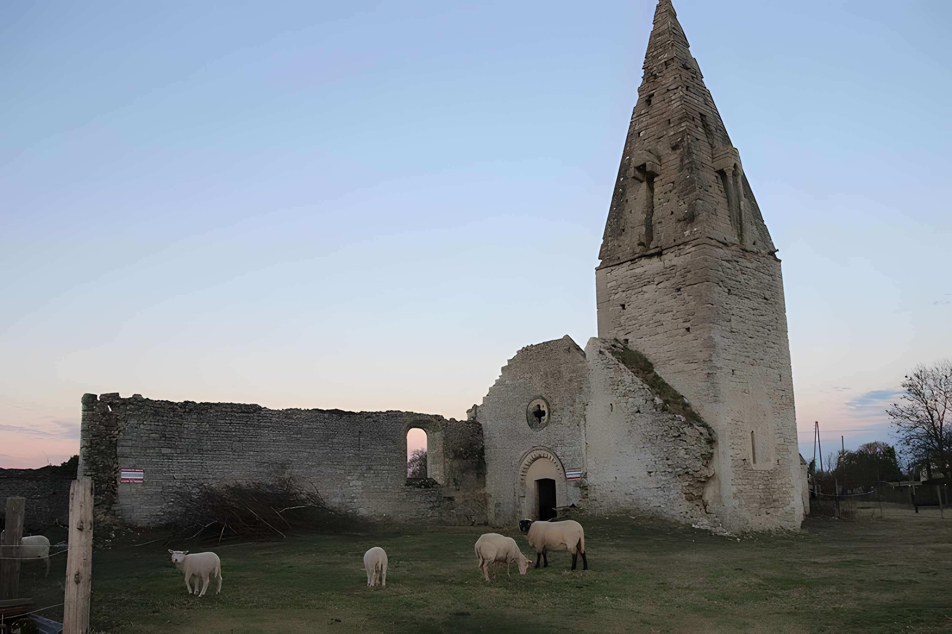 Église Saint-Pierre d'Engranville de Formigny