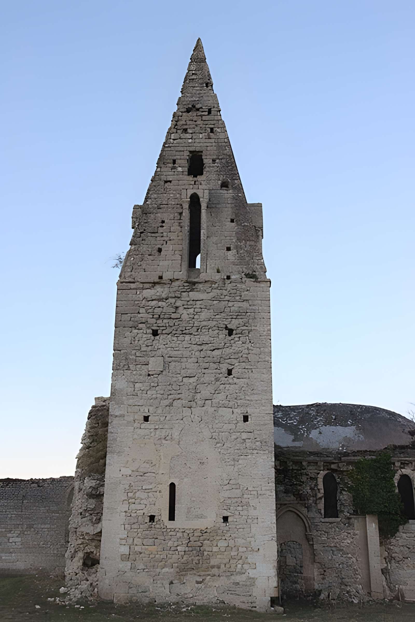 Église Saint-Pierre d'Engranville de Formigny