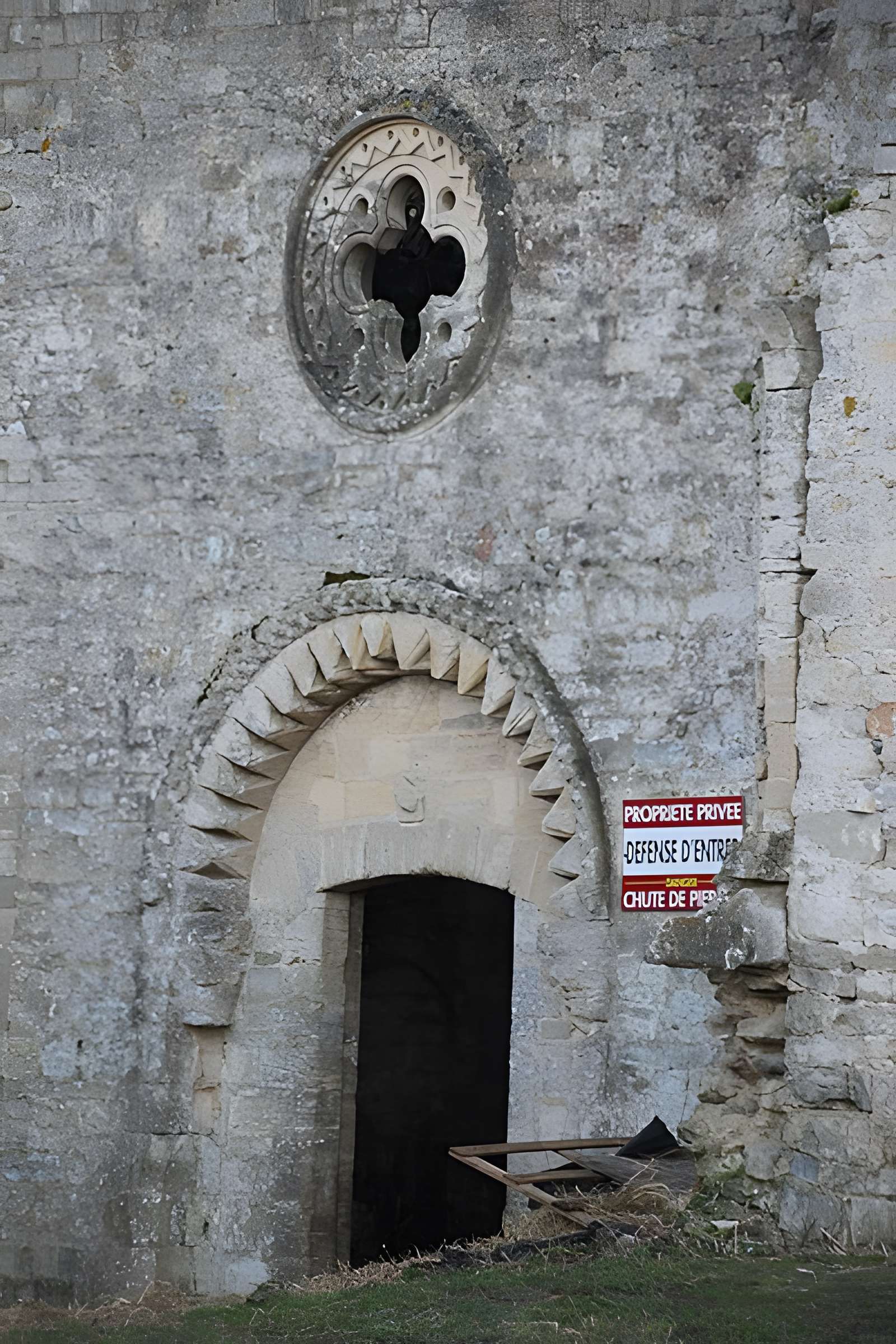 Église Saint-Pierre d'Engranville de Formigny