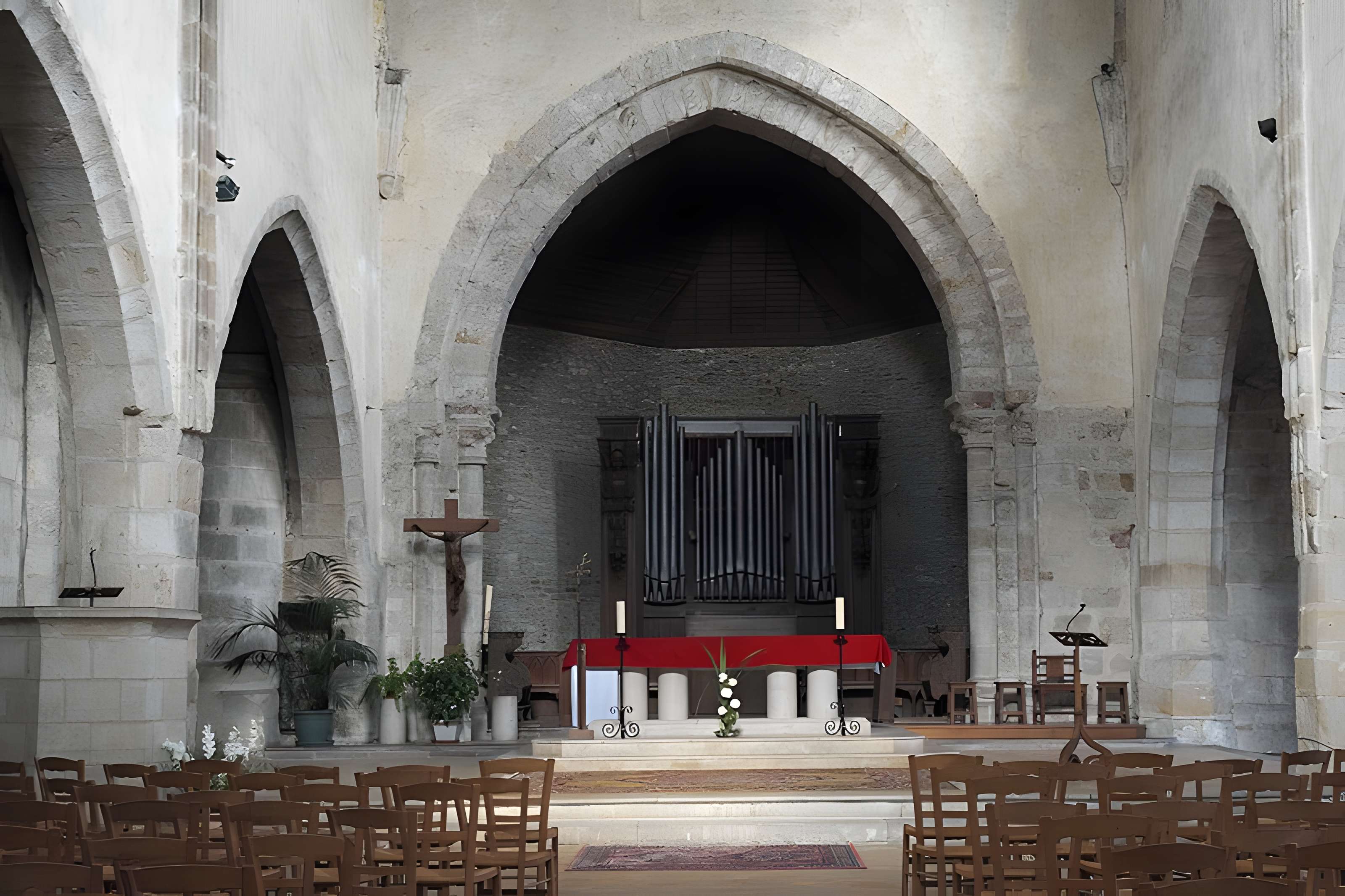 Église Saint-Pierre d'Épernon