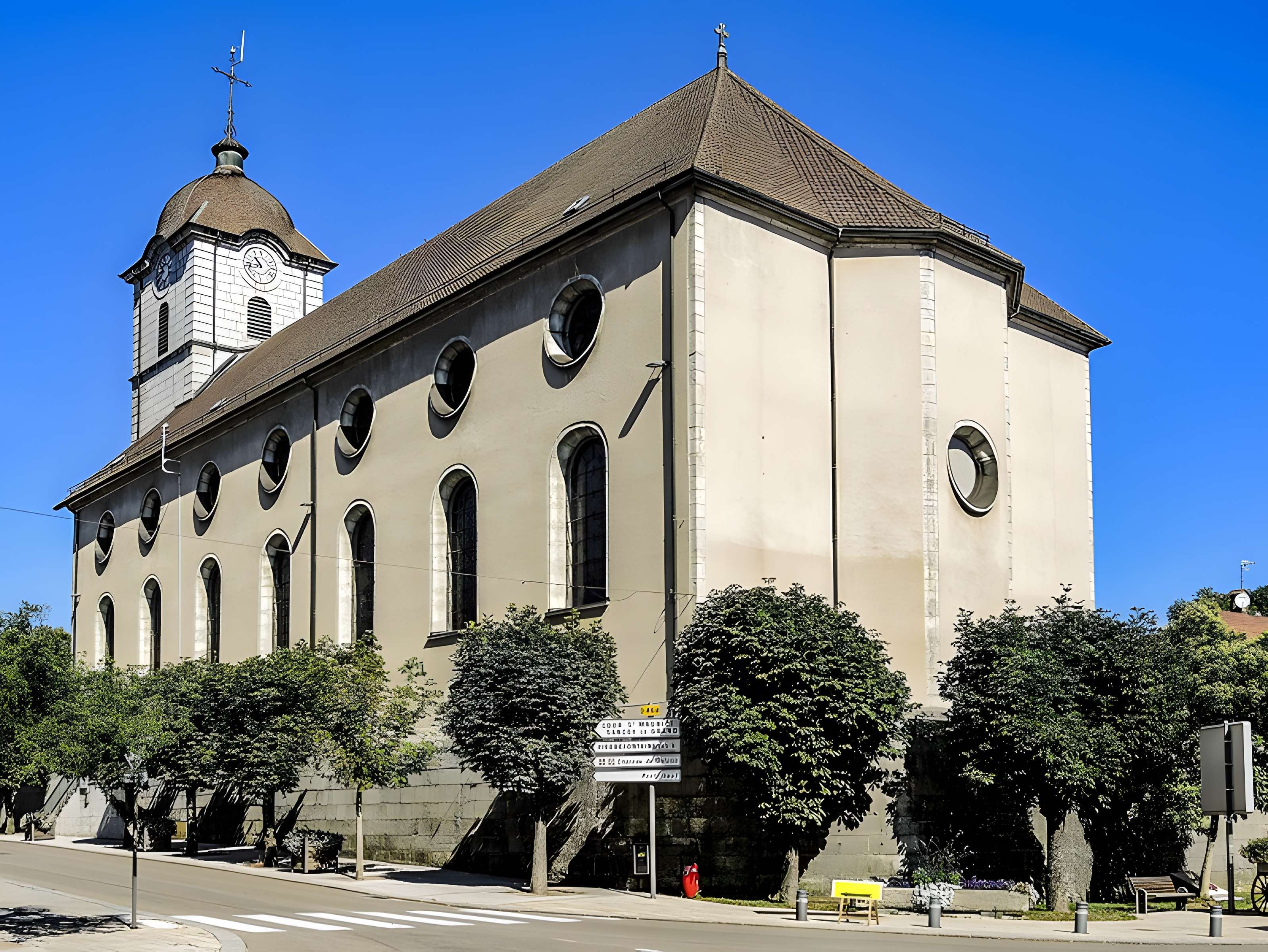 Église Saint-Pierre de Maîche