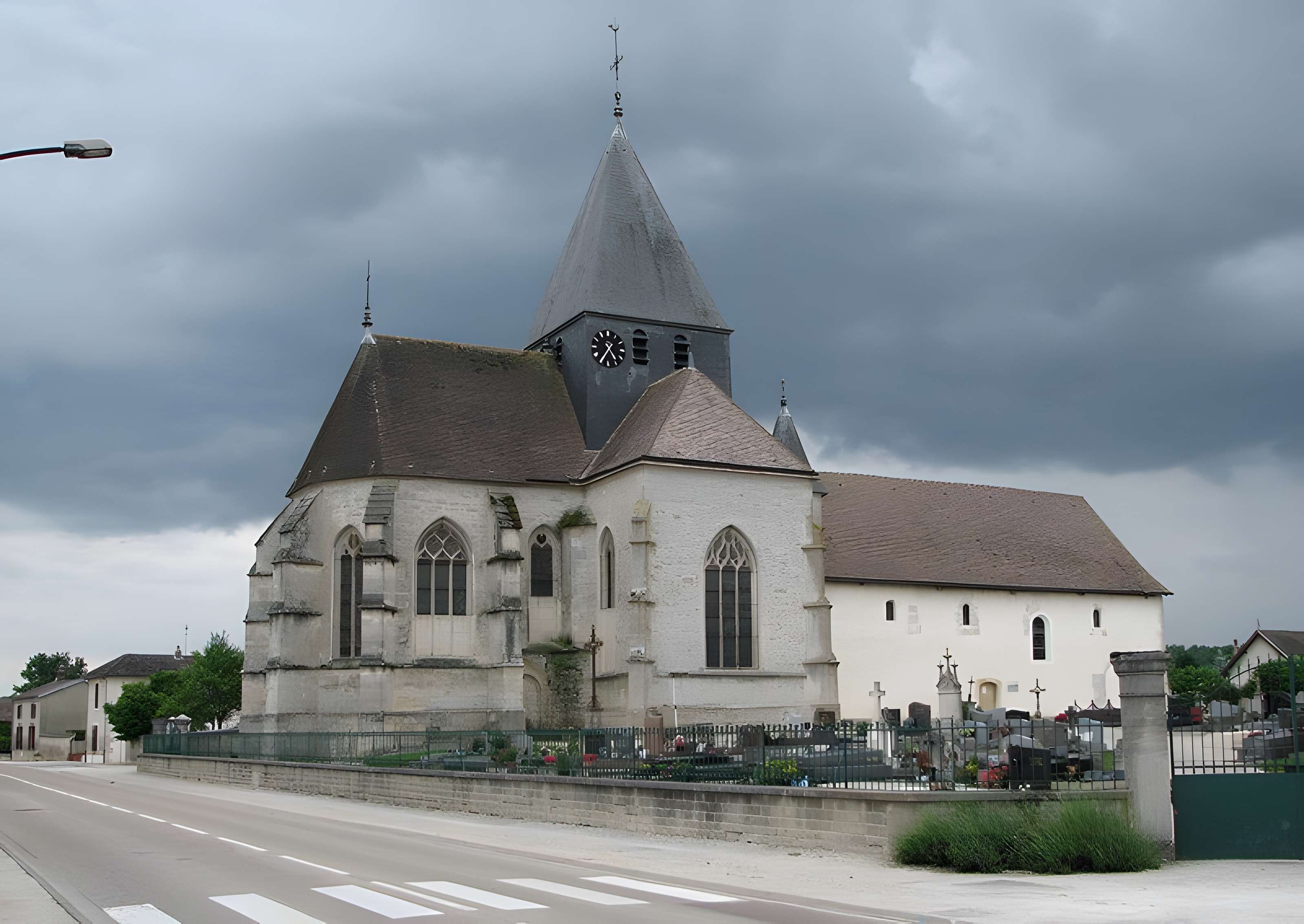Église Saint-Pierre-aux-Liens de Brienne-la-Vieille 