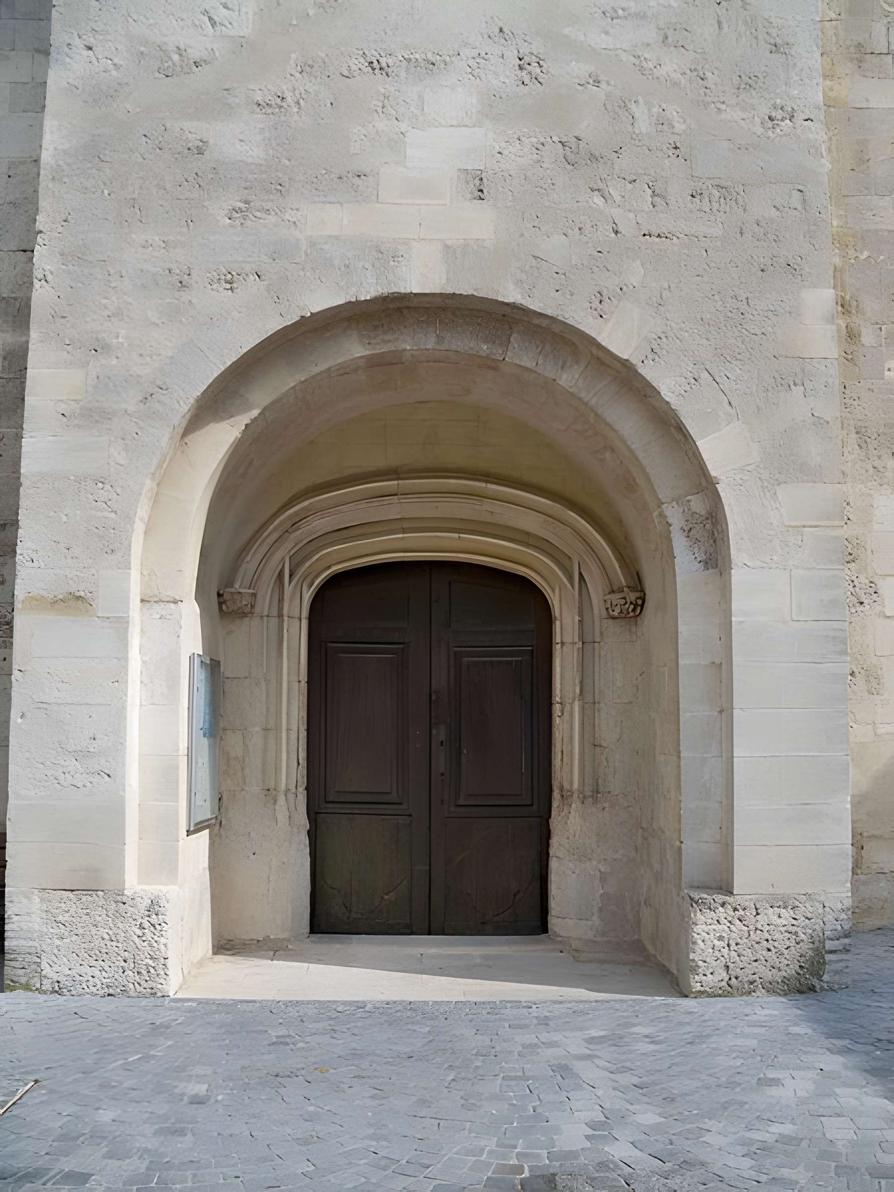 Église Saint-Pierre-aux-Liens de Lapalud