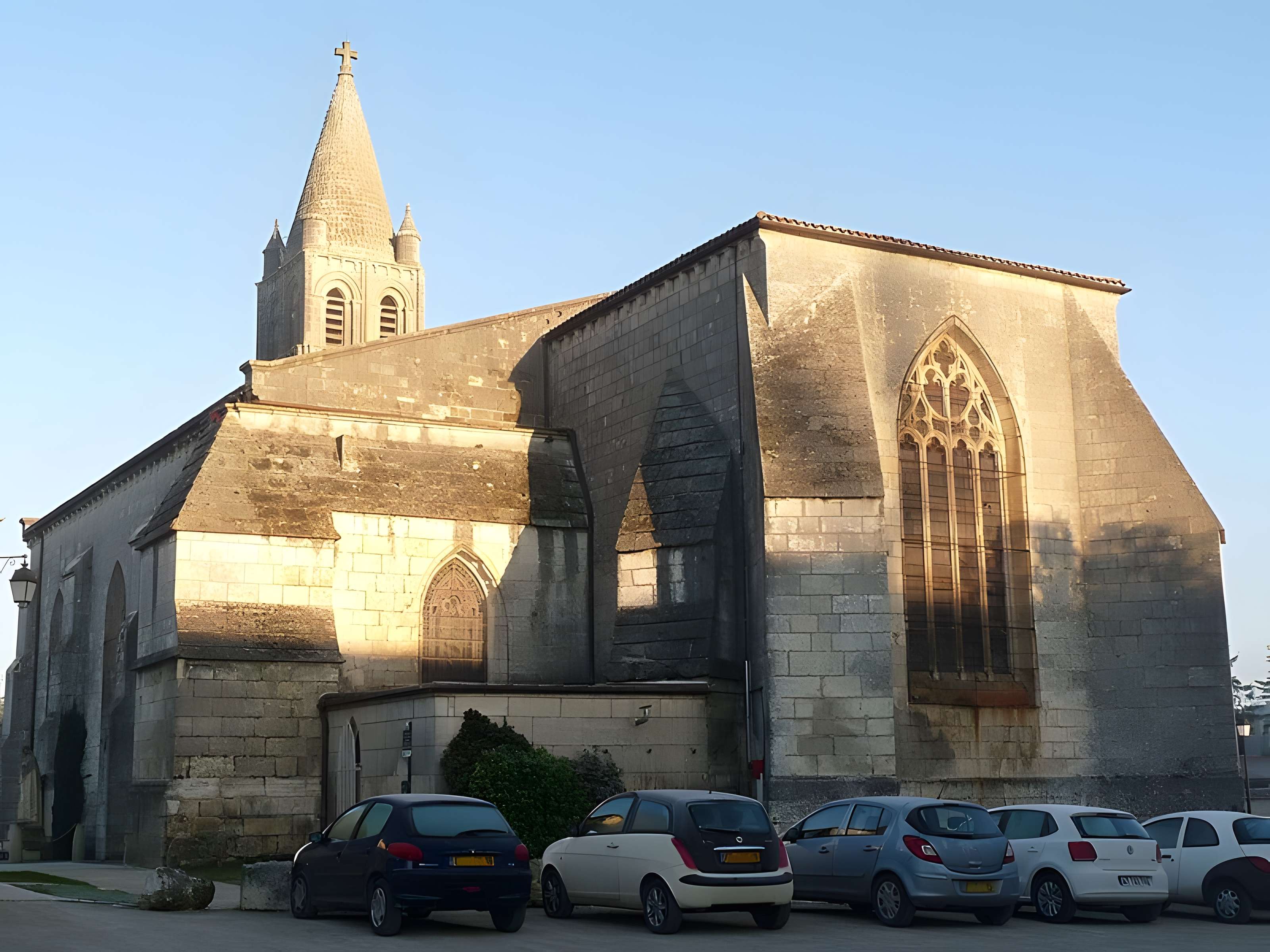 Église Saint-Pierre-aux-Liens de Segonzac