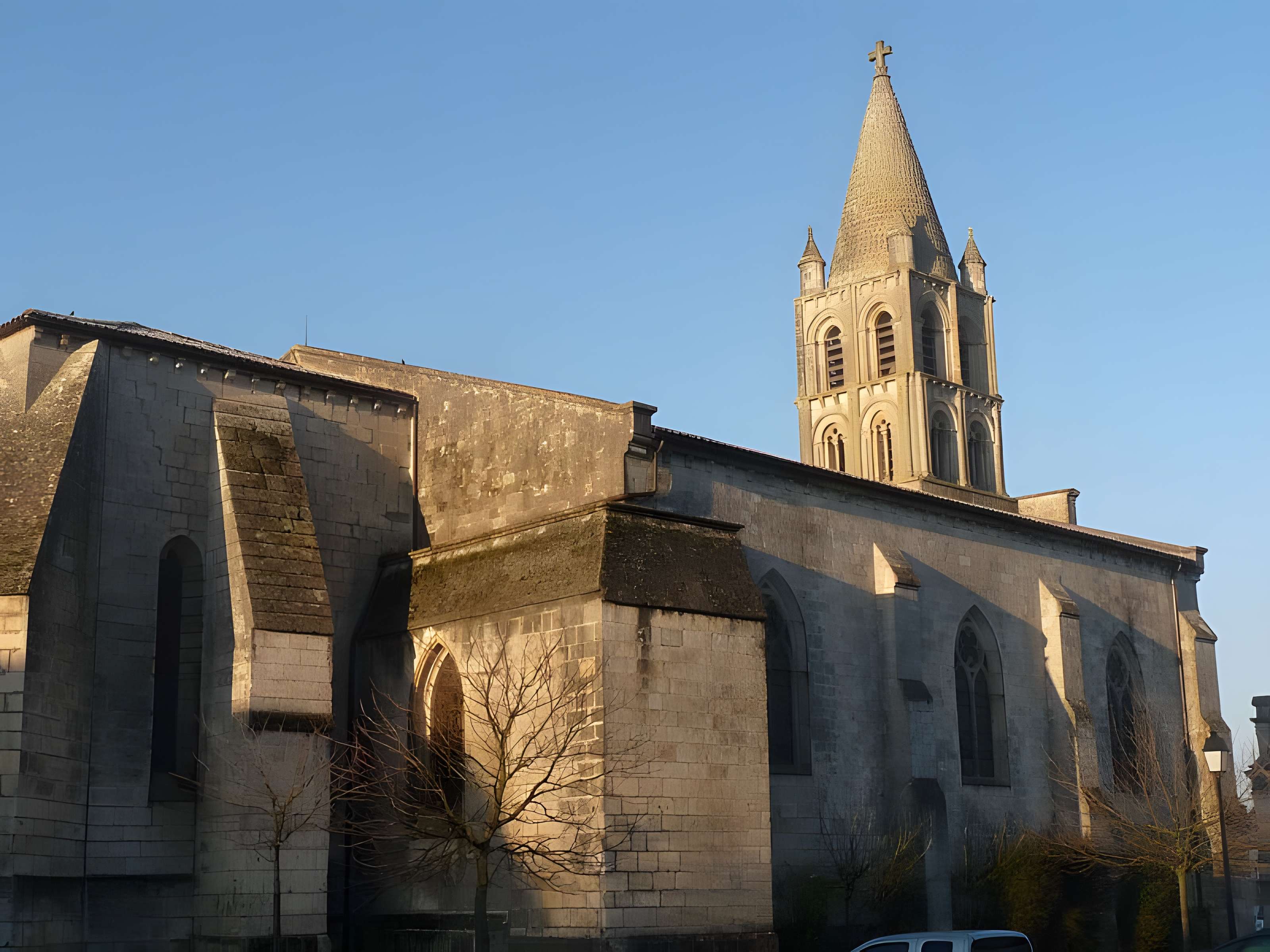 Église Saint-Pierre-aux-Liens de Segonzac