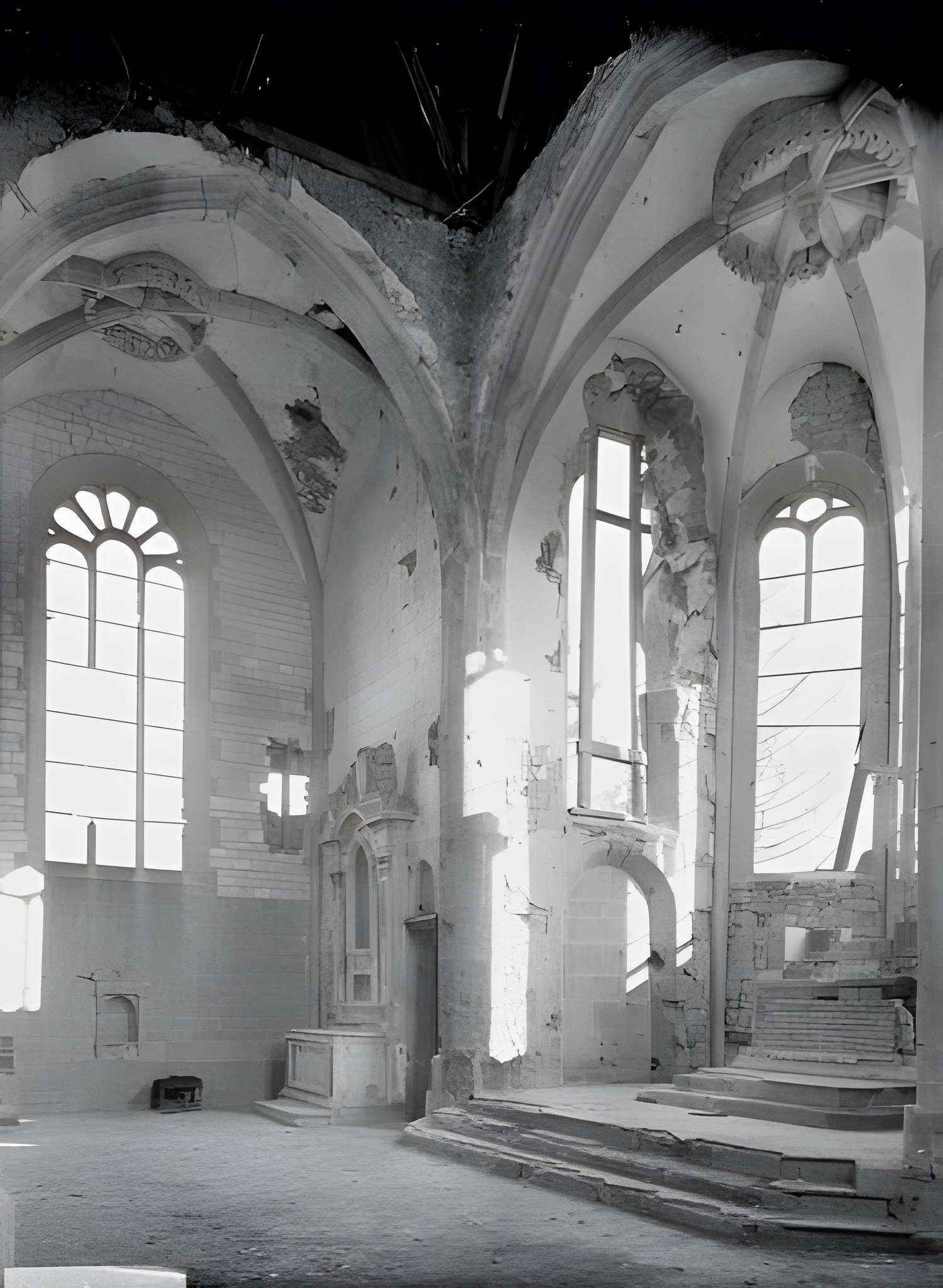 Église Saint-Pierre-aux-Liens d'Olizy