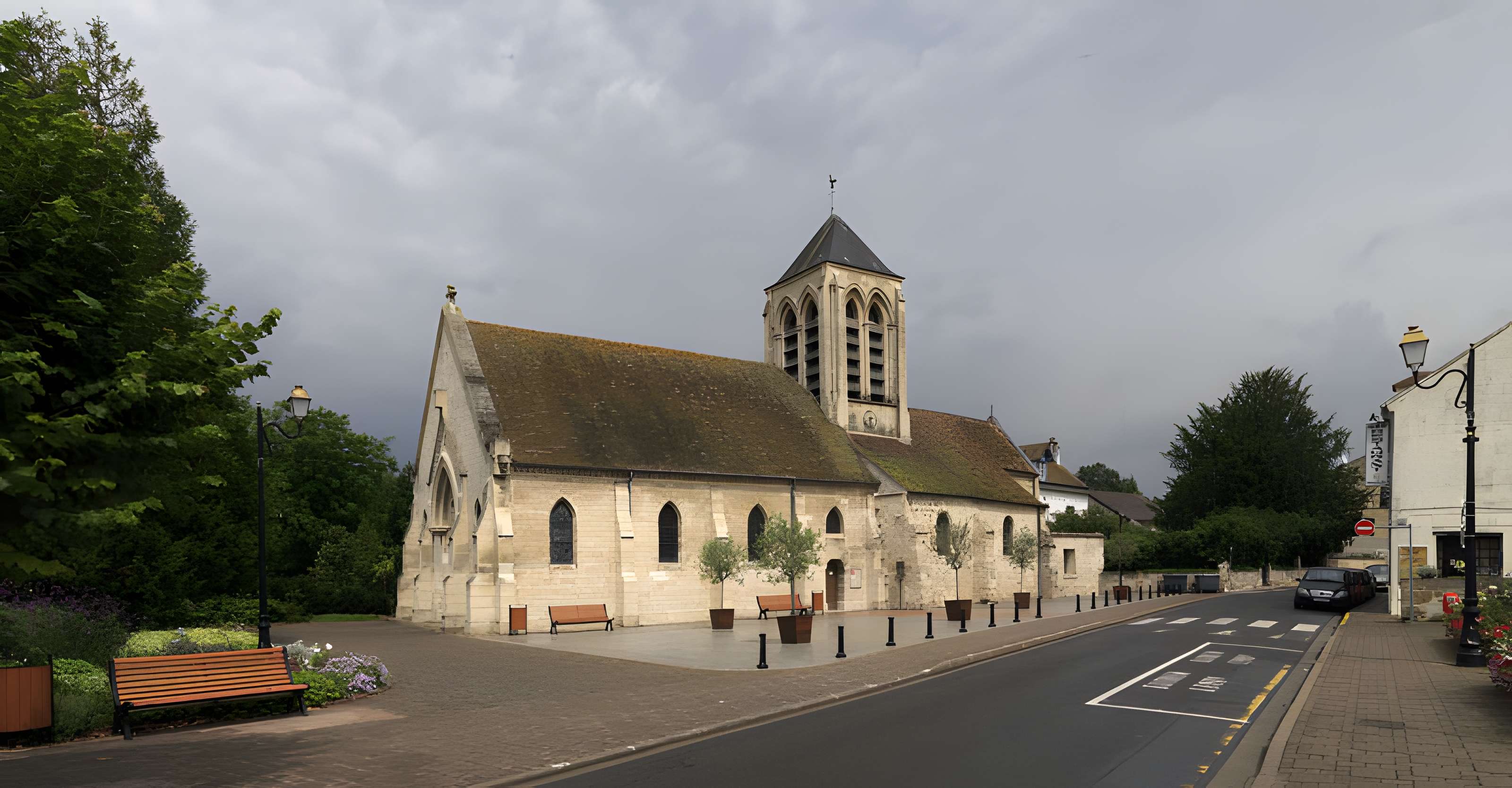 Église Saint-Pierre-aux-Liens d'Osny
