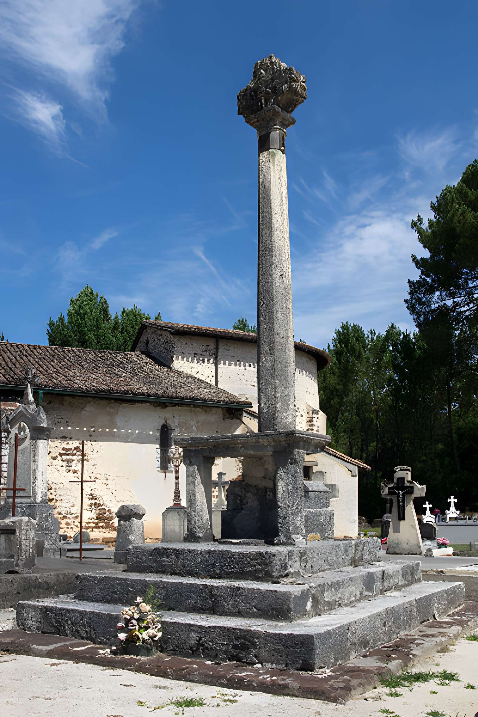 Église Saint-Pierre-de-Mons de Belin-Béliet