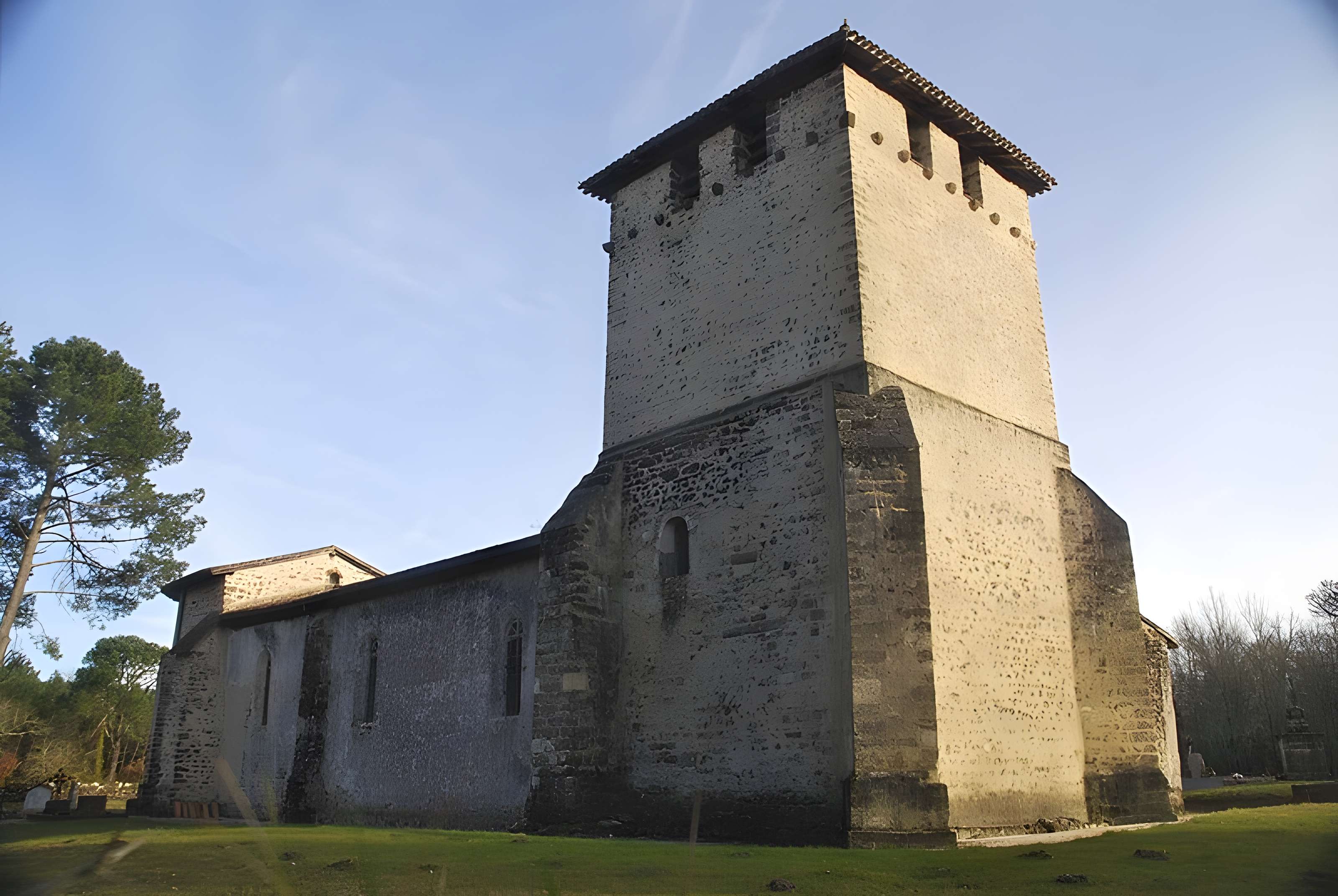 Église Saint-Pierre-de-Mons de Belin-Béliet