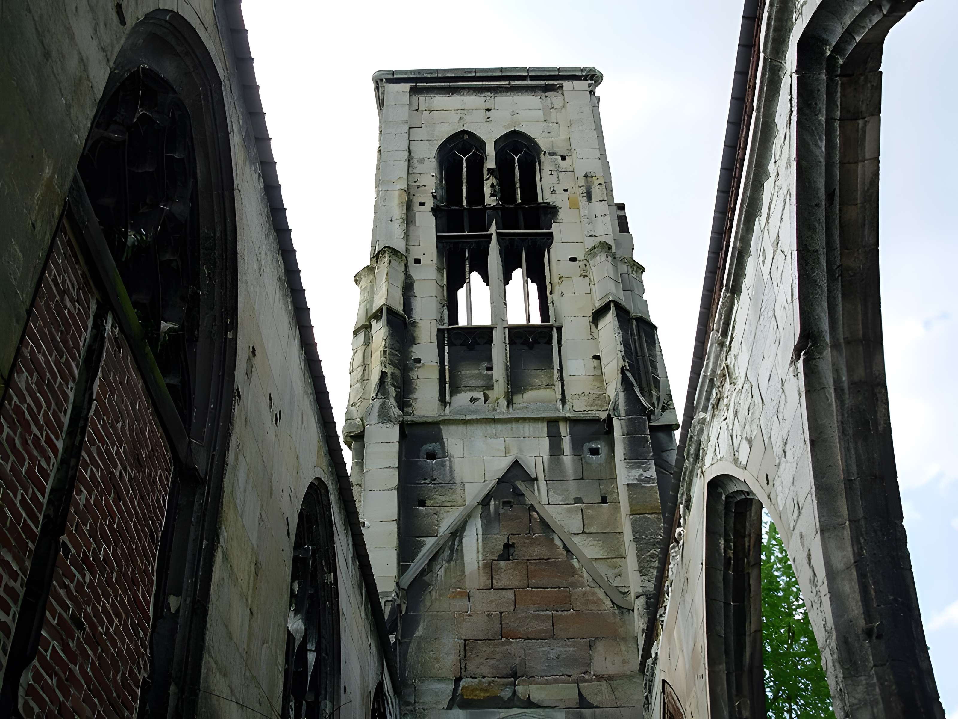 Église Saint-Pierre-du-Châtel de Rouen