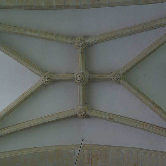 Photo de Église Saint-Pierre-du-Prieuré de Novy-Chevrières