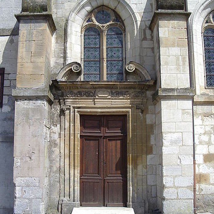 Photo de Église Saint-Pierre-du-Prieuré de Novy-Chevrières