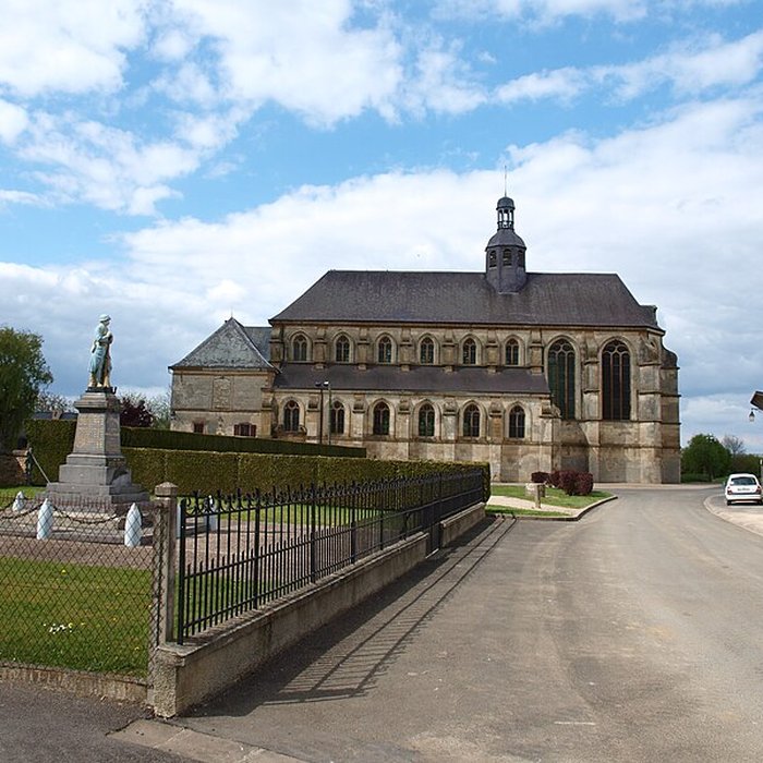 Photo de Église Saint-Pierre-du-Prieuré de Novy-Chevrières