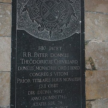 Église Saint-Pierre-du-Prieuré de Novy-Chevrières