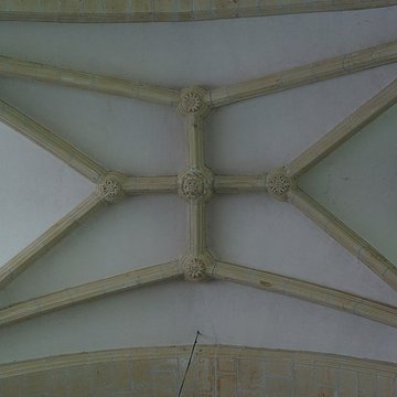 Église Saint-Pierre-du-Prieuré de Novy-Chevrières